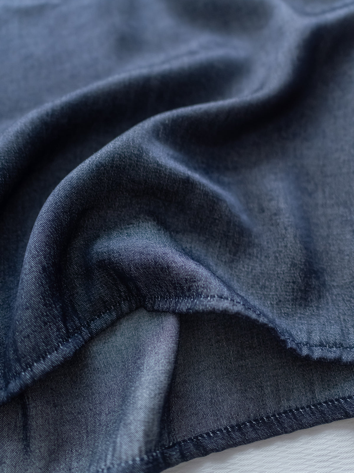 Denim Quiet Lux Skirt 低調質感直身亮絲金屬扣長裙/ SK8957