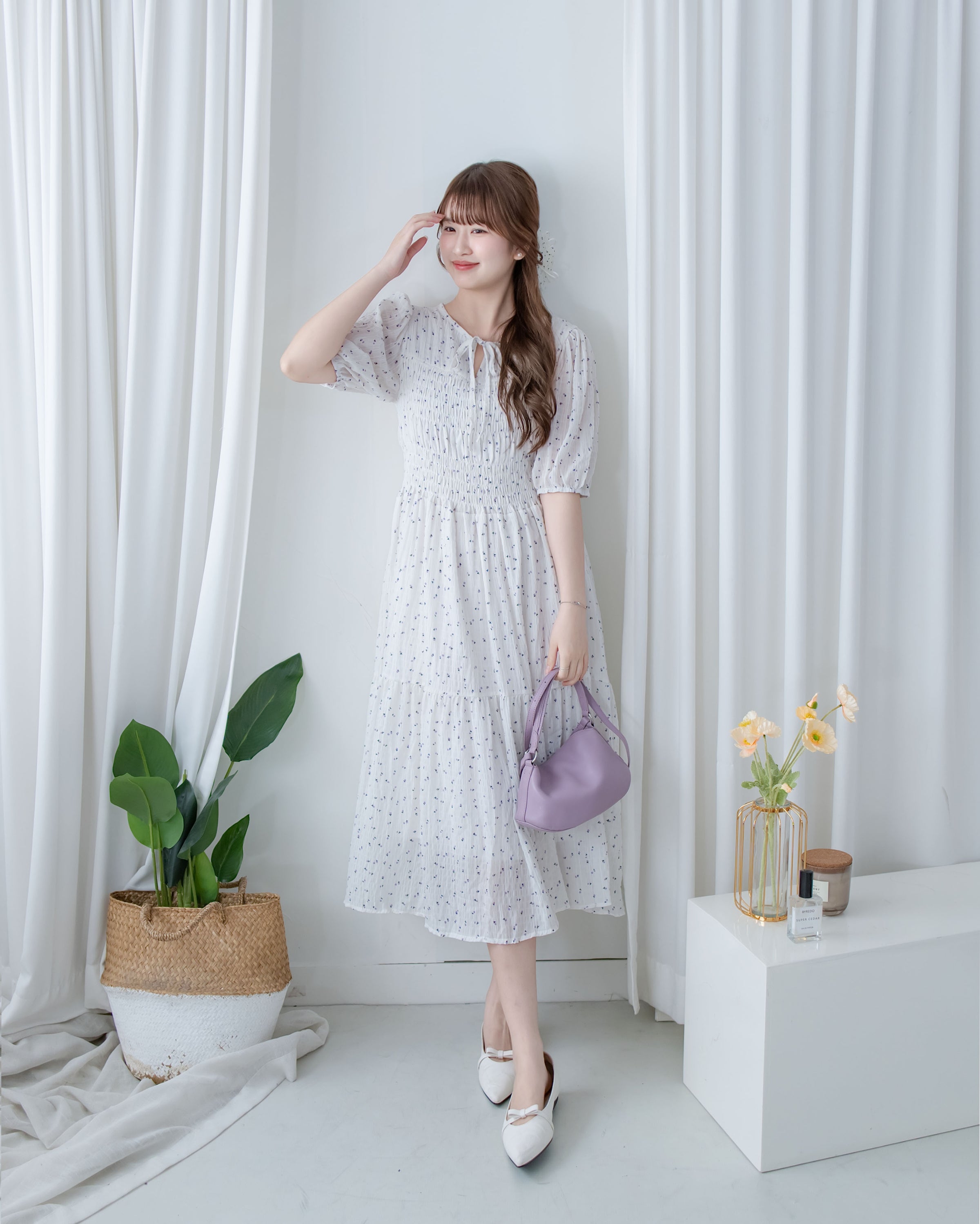 【現貨限量回歸 】Starry Floral Dress 流星小花彈性修身防皺連身裙/ DS1106