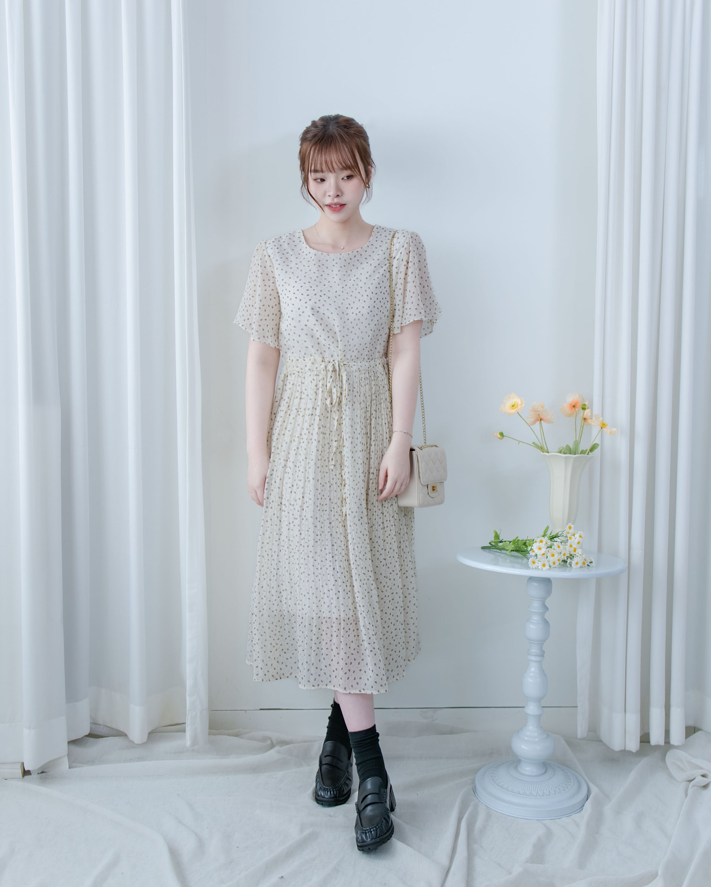 Shadow Floral Dress 輕盈影子細花束腰細褶連身裙/ DS1121 (pre-order tea-rose)