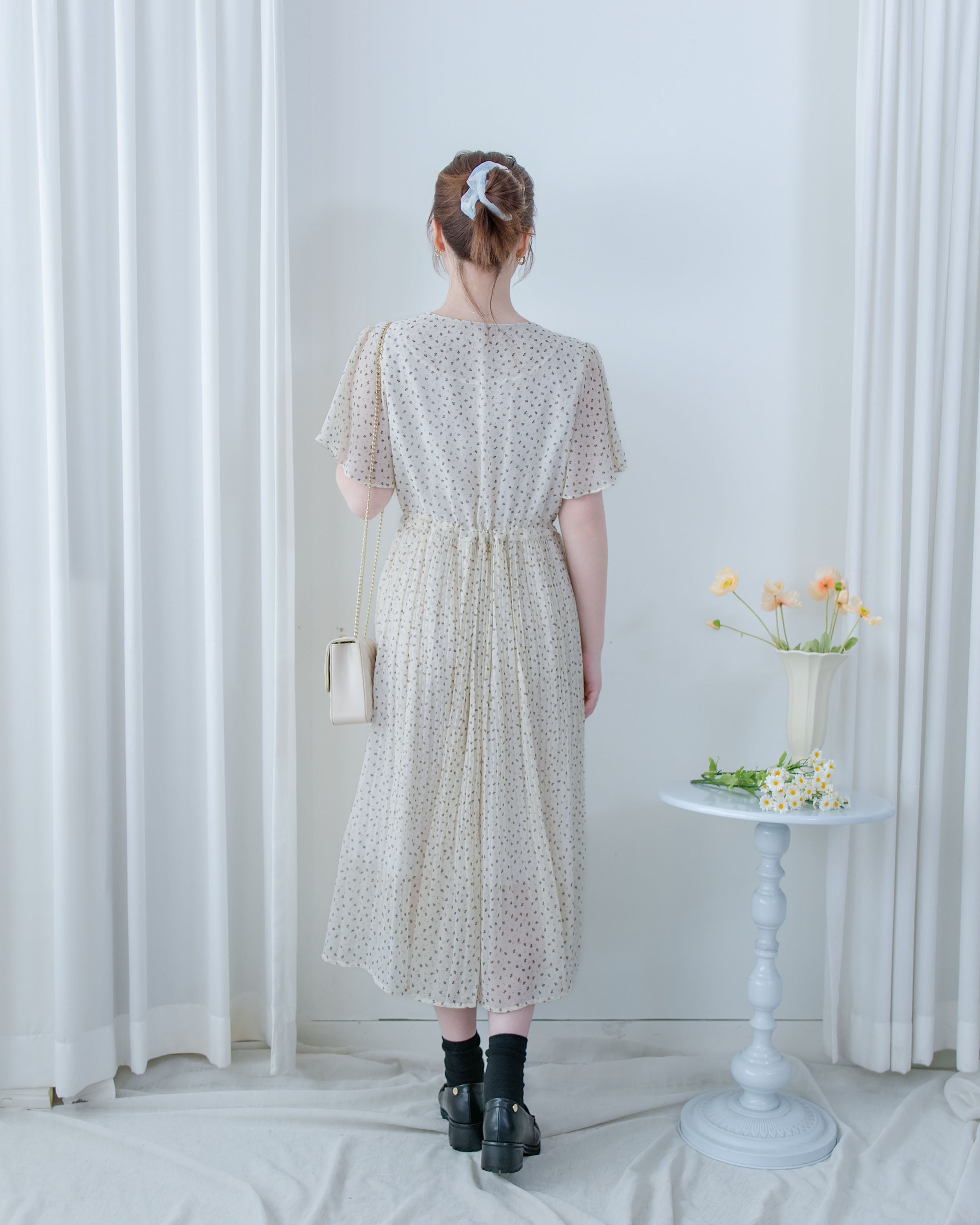 Shadow Floral Dress 輕盈影子細花束腰細褶連身裙/ DS1121 (pre-order tea-rose)