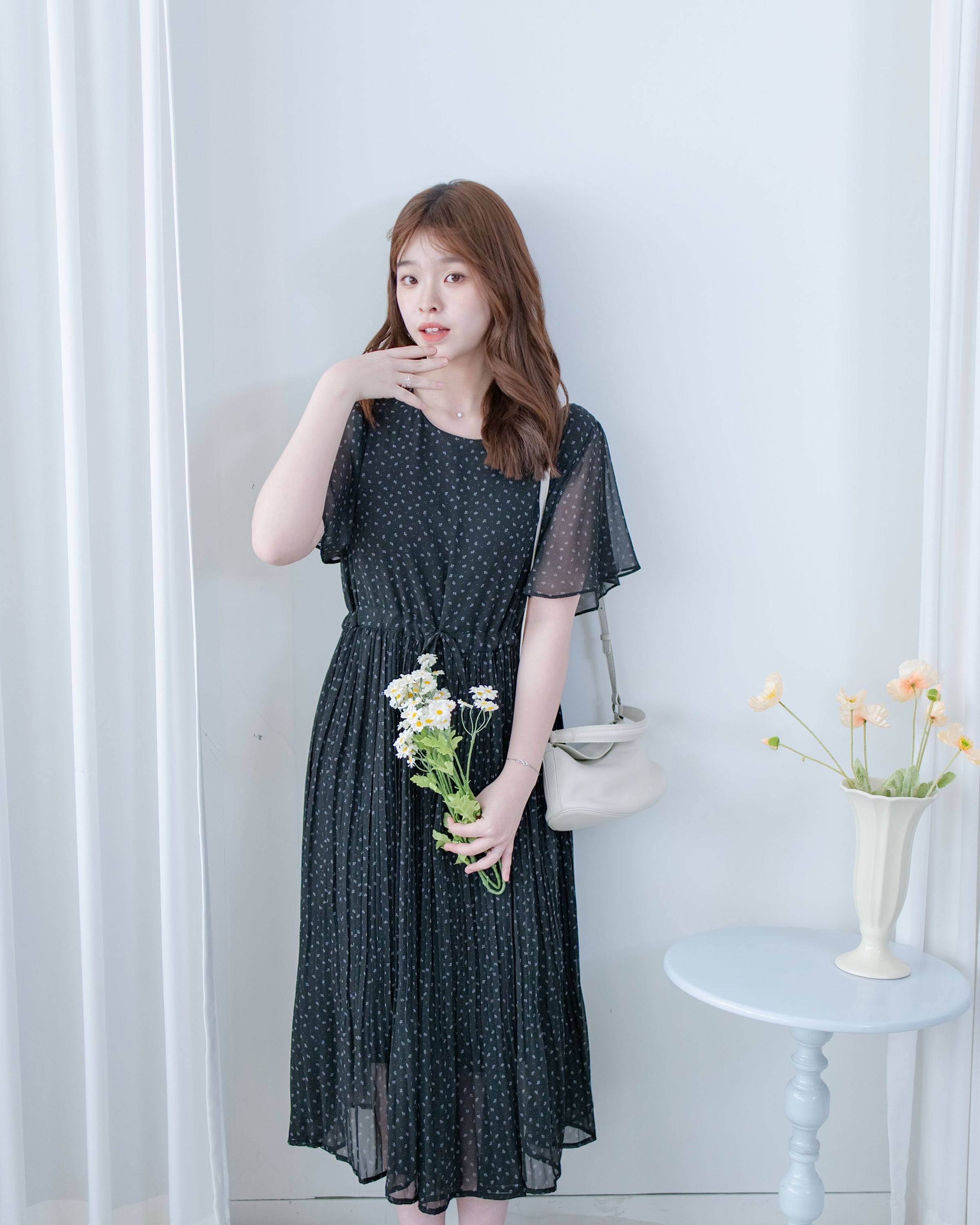 Shadow Floral Dress 輕盈影子細花束腰細褶連身裙/ DS1121 (pre-order tea-rose)