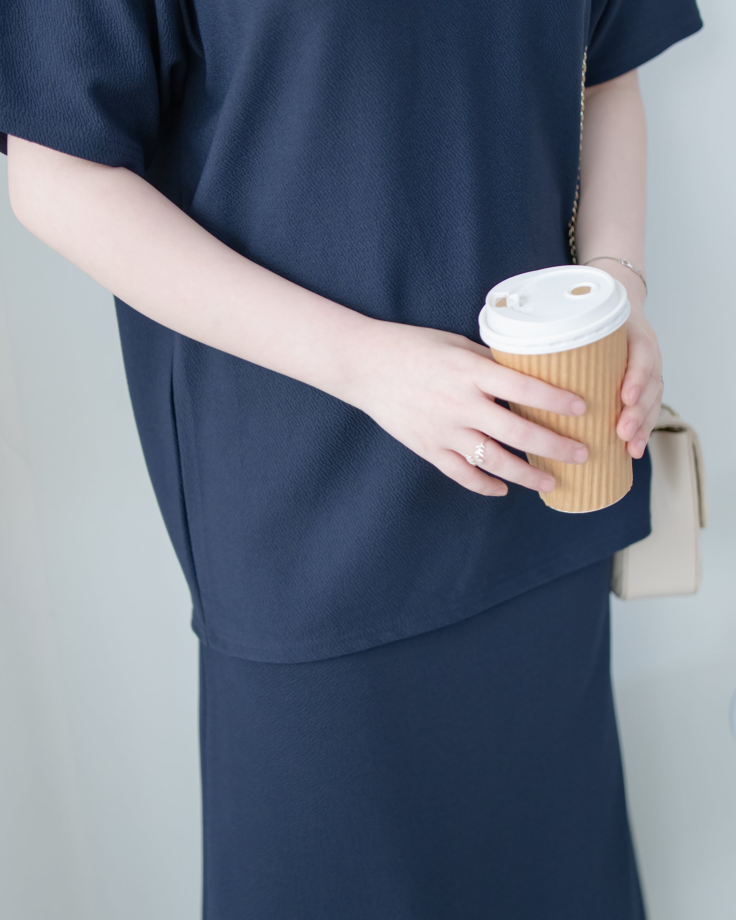 ［Mother's day Offer  ☀︎] Alice Set 彈性質感後開叉兩件套/ SE8112