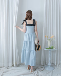 Striped Ribbon Dress 藍白拼黑色平口蝴蝶結傘形連身裙/ DS1109