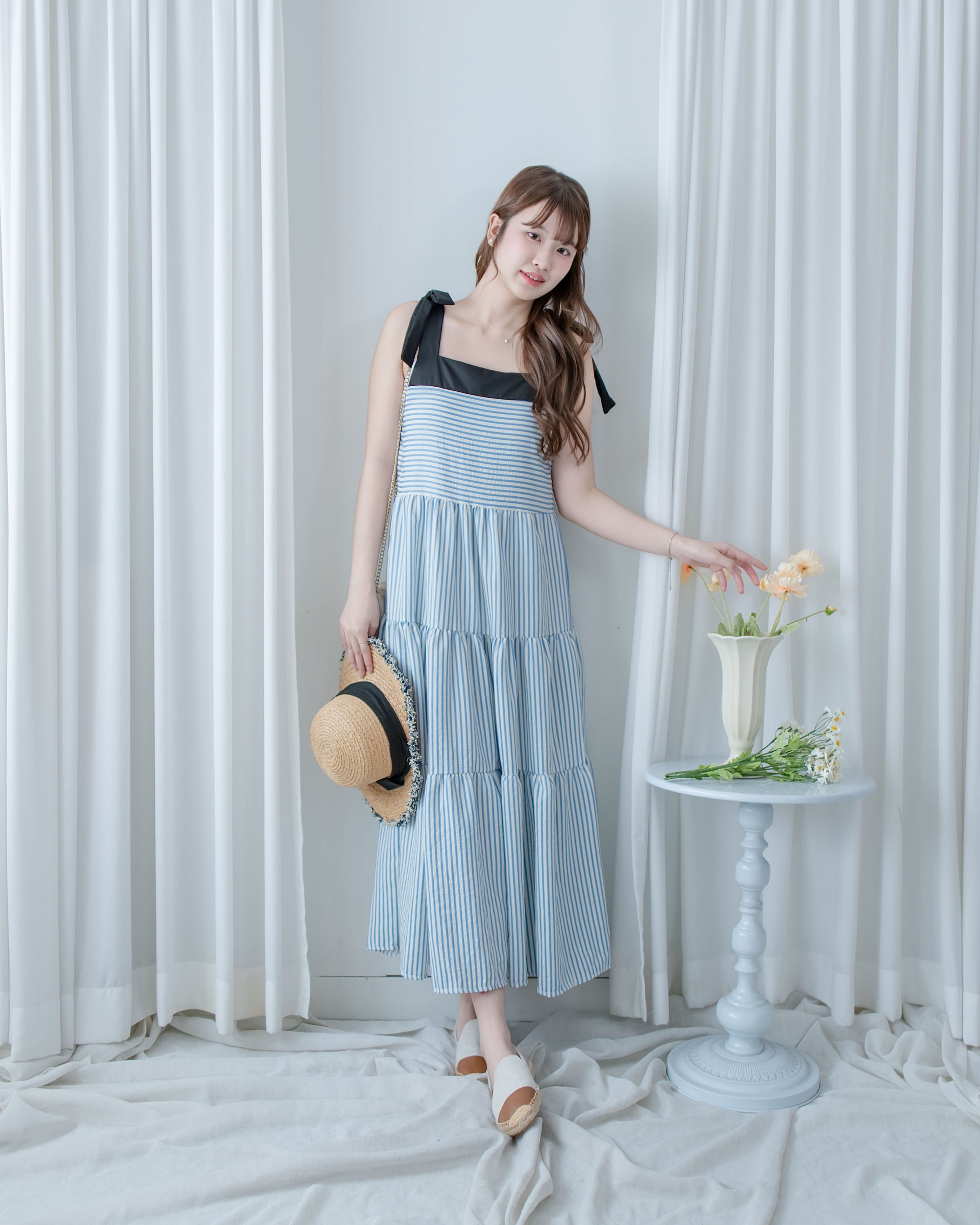 Striped Ribbon Dress 藍白拼黑色平口蝴蝶結傘形連身裙/ DS1109