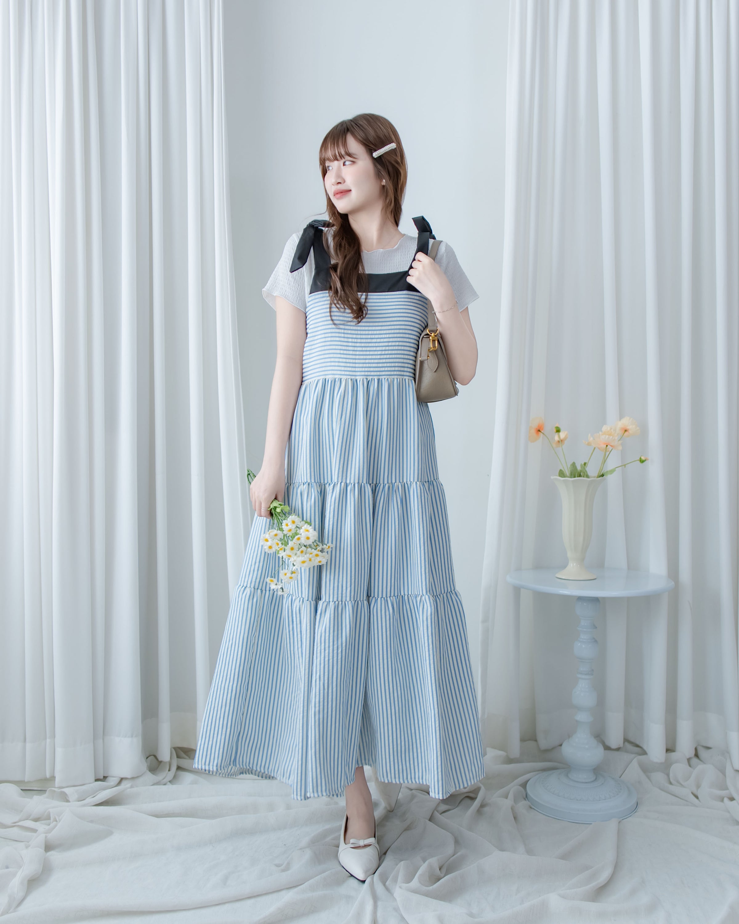 Striped Ribbon Dress 藍白拼黑色平口蝴蝶結傘形連身裙/ DS1109