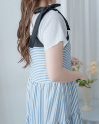 Striped Ribbon Dress 藍白拼黑色平口蝴蝶結傘形連身裙/ DS1109