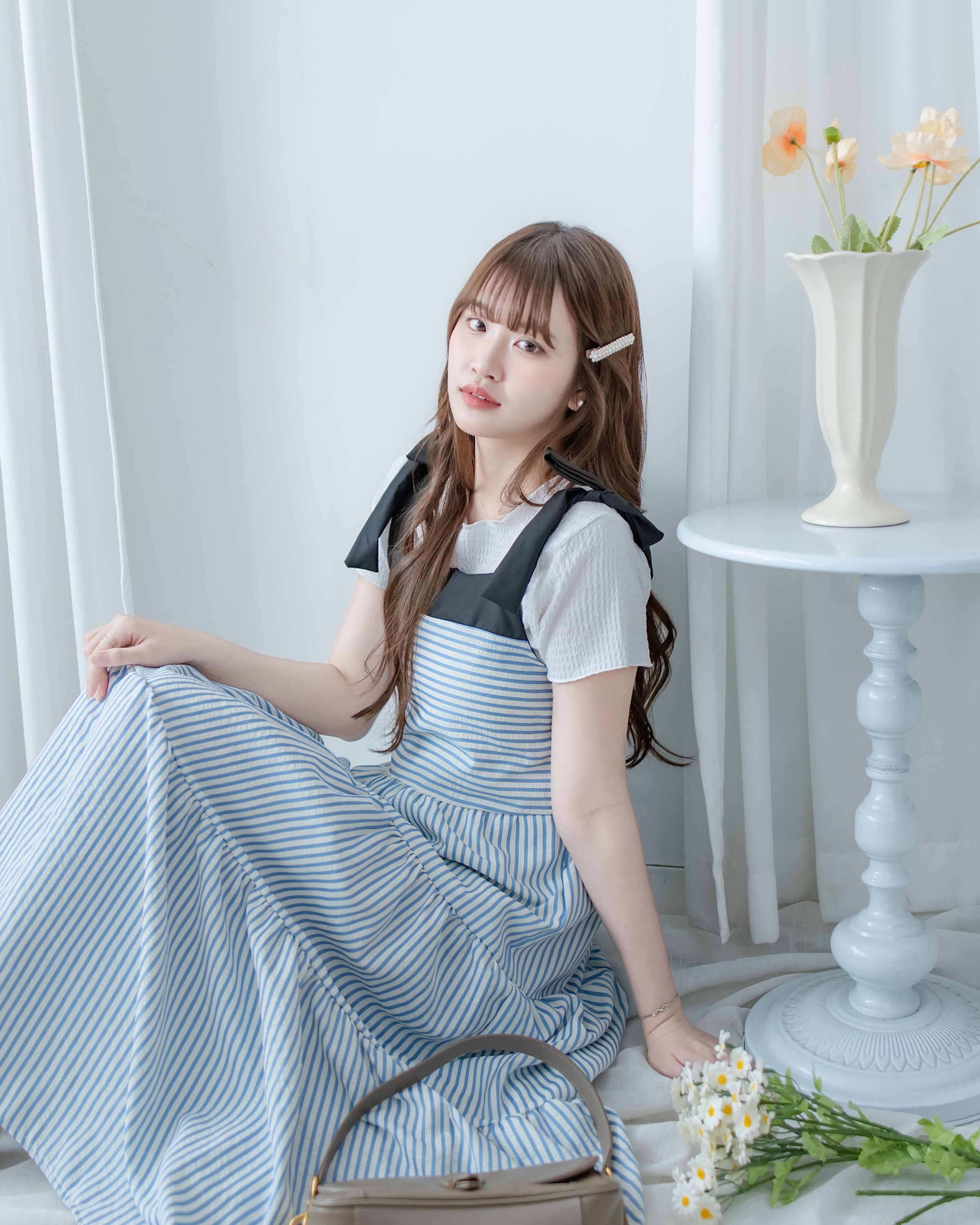 Striped Ribbon Dress 藍白拼黑色平口蝴蝶結傘形連身裙/ DS1109