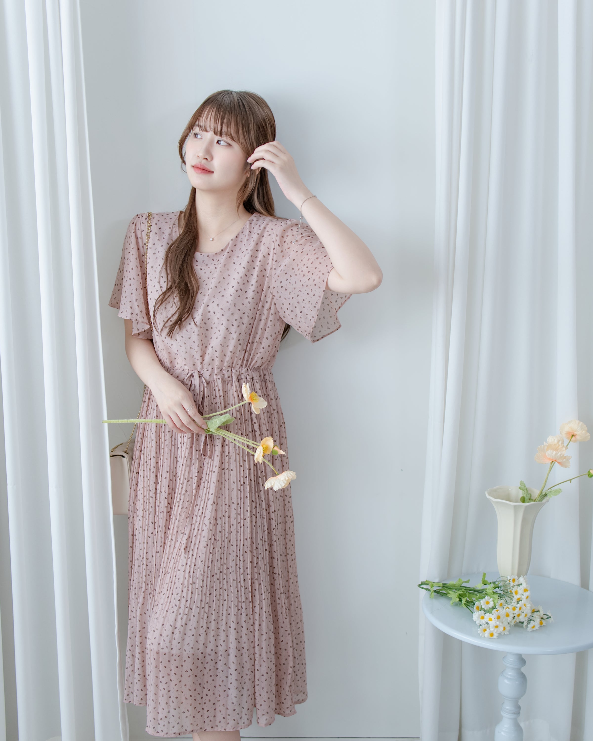 Shadow Floral Dress 輕盈影子細花束腰細褶連身裙/ DS1121 (pre-order tea-rose)