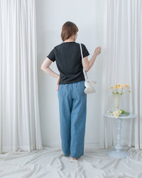 Wavy Edge Blouse 精緻暗紋波浪邊線彈性上衣/ TP9229