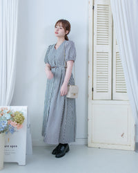 Stripe Belted Dress 流線開孔金扣腰帶直條紋修腰連身裙/ DS1115