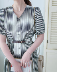 Stripe Belted Dress 流線開孔金扣腰帶直條紋修腰連身裙/ DS1115