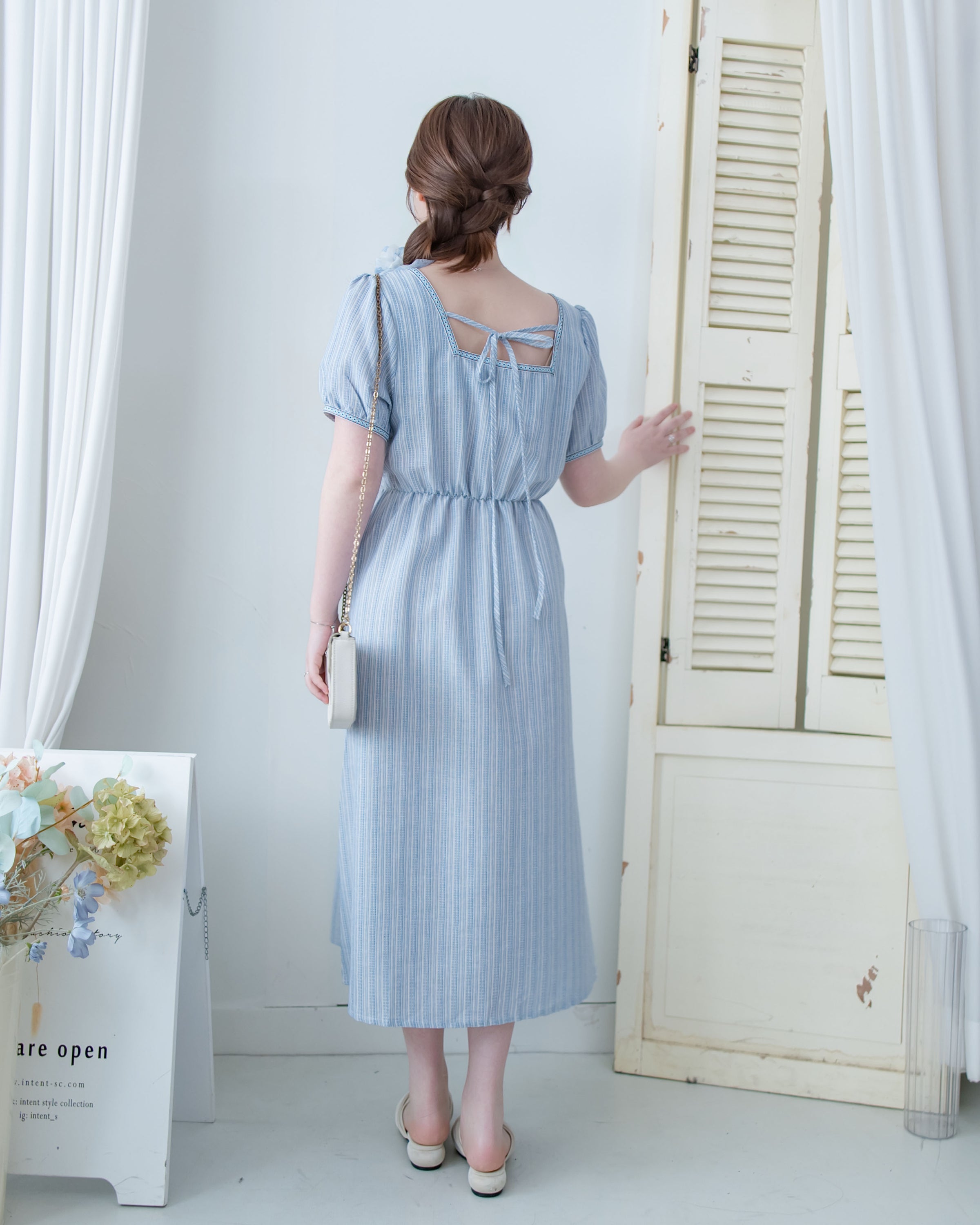 Ethnic Striped Dress 民族細邊方領後蝴蝶連身裙/ DS1128