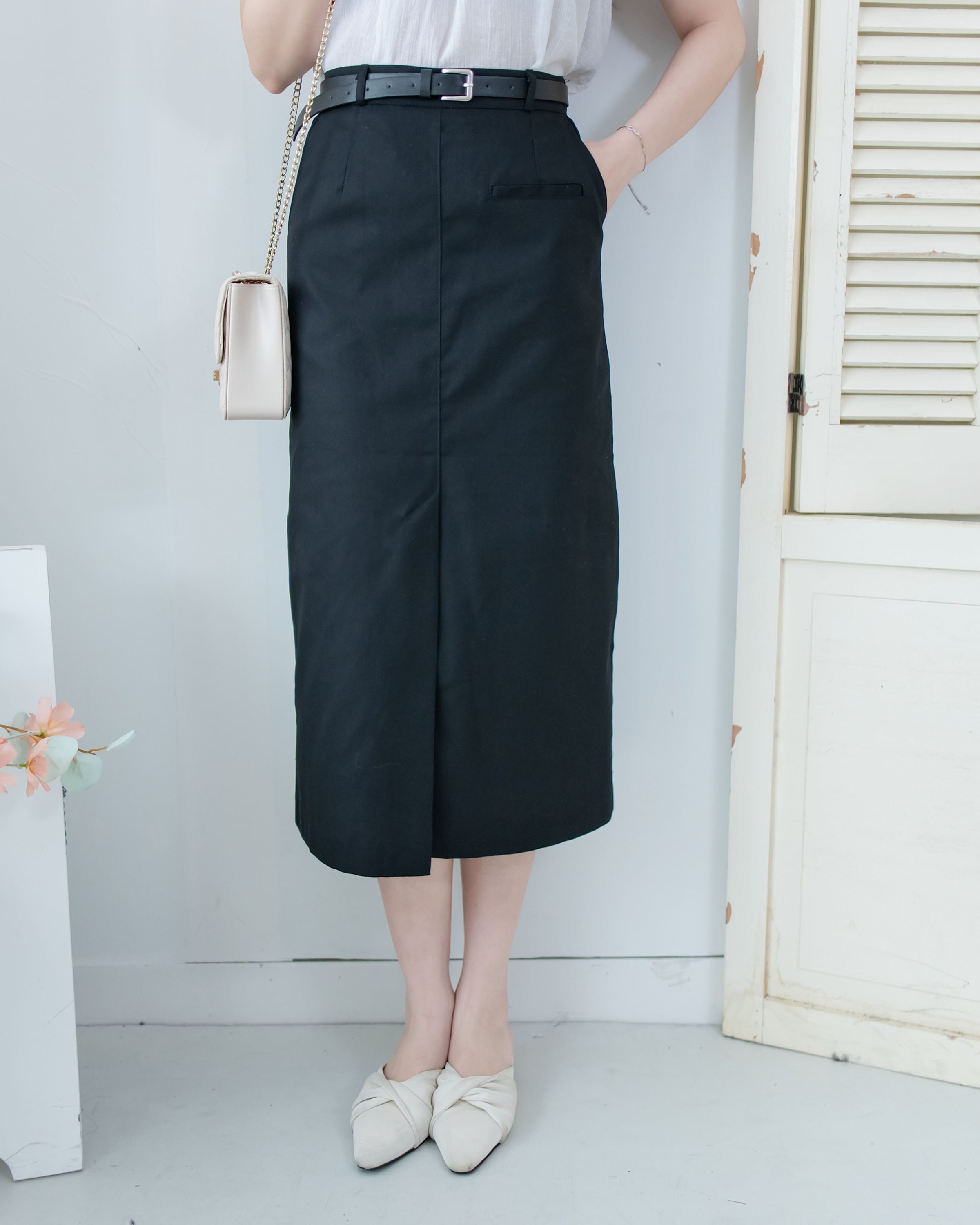 Urban Belt Skirt 俐落修身H型腰帶裝飾半裙/ SK8942