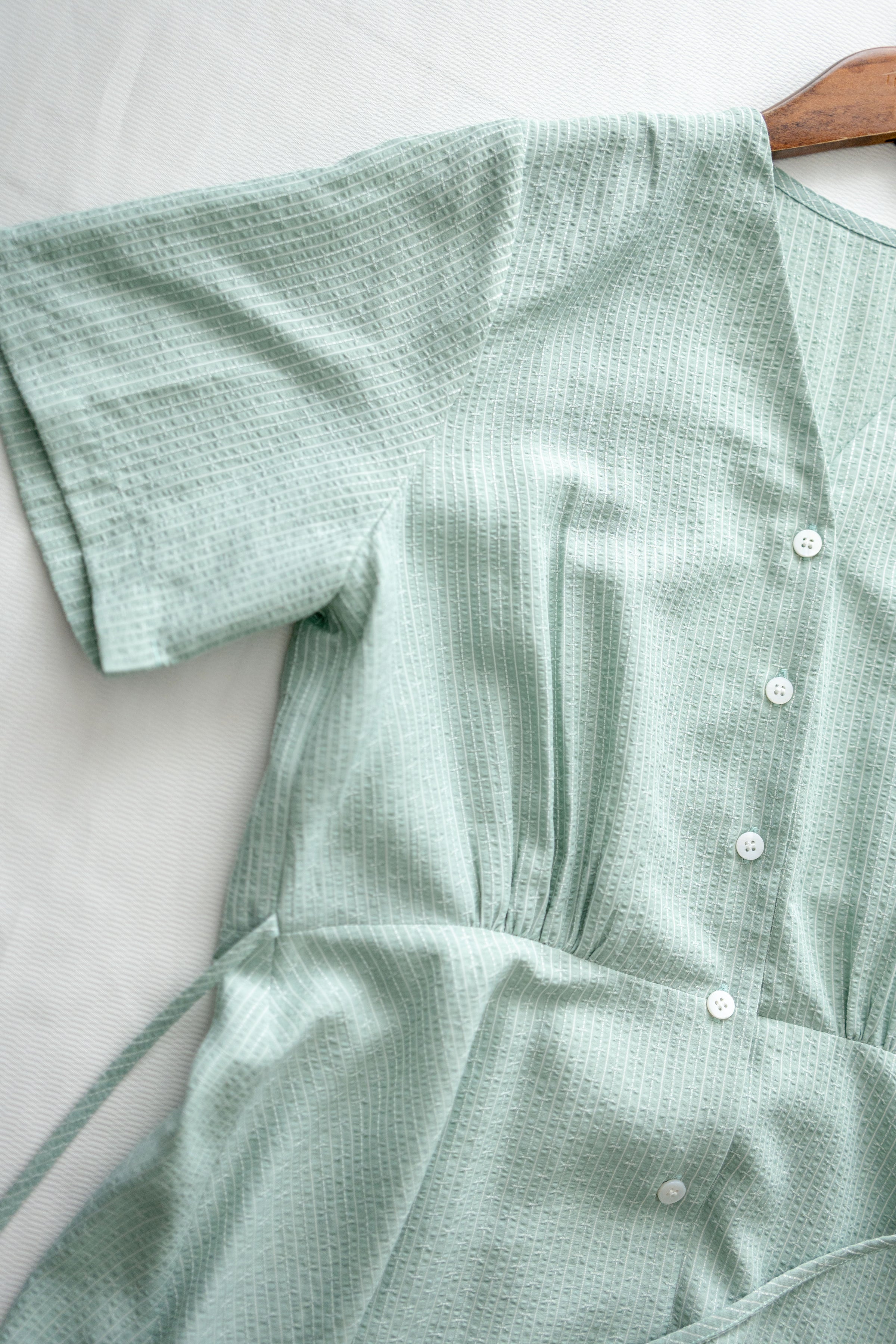 [intent label/intent製 ] Stardust Stripe Dress 星塵織線條紋顯瘦弧腰線連身裙/ DSA8003 (Honeydew sold out)