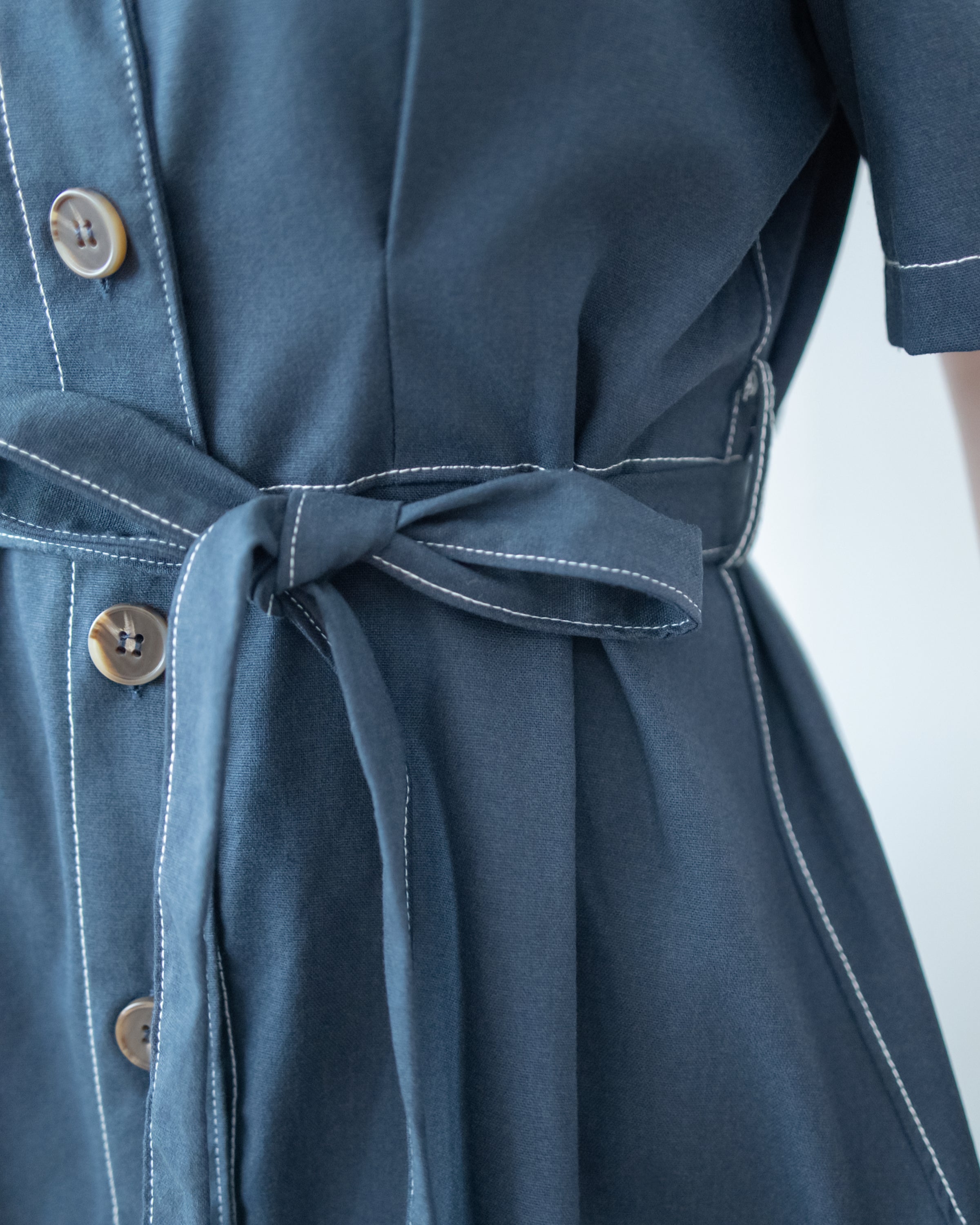 Stitch Linen Dress 明線車邊輕復古腰帶修腰連身裙/ DS1125