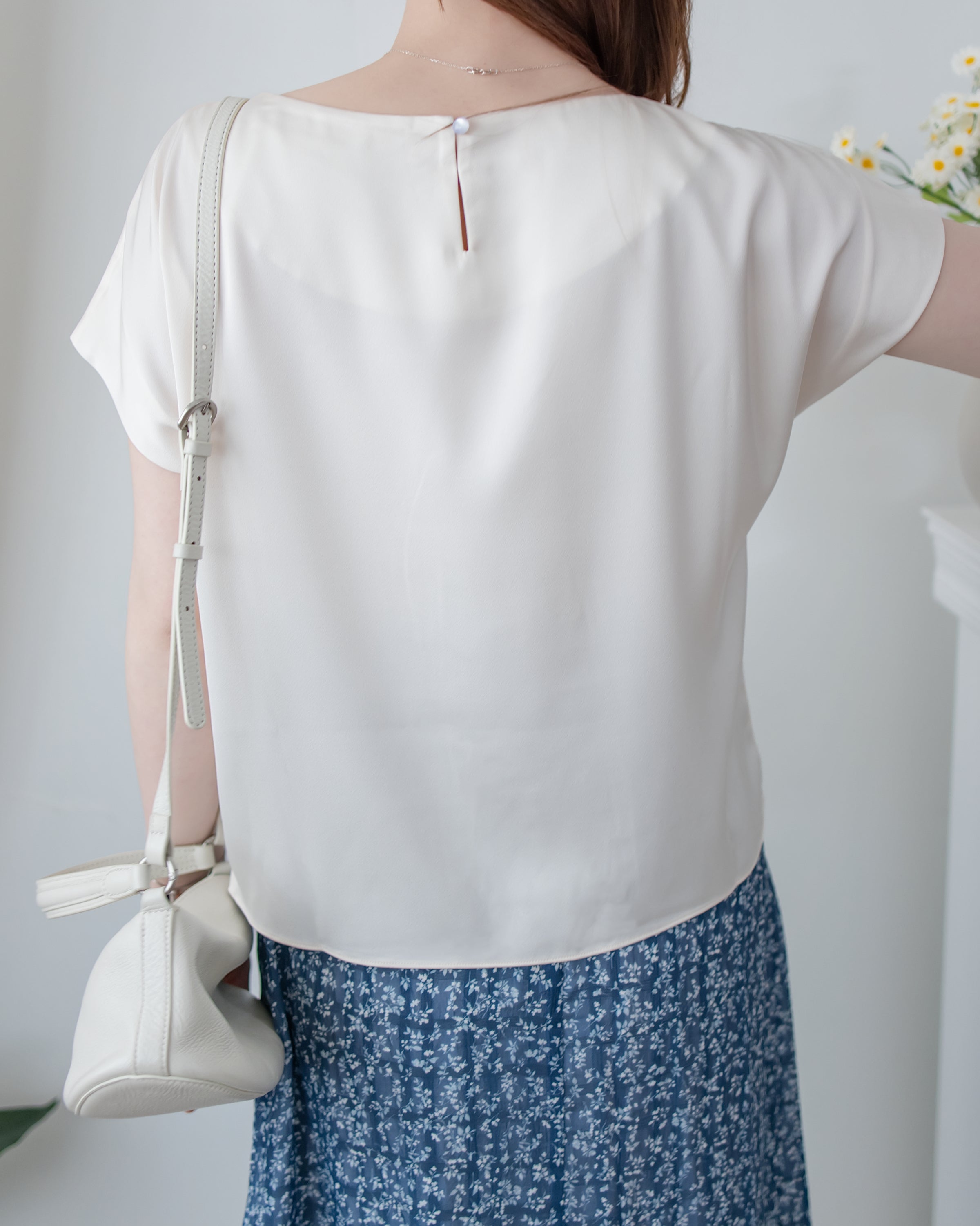 [intent label/ intent 製] champagne Blouse 香檳色澤無肩線質感上衣/ TPA8002