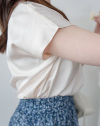 [intent label/ intent 製] champagne Blouse 香檳色澤無肩線質感上衣/ TPA8002