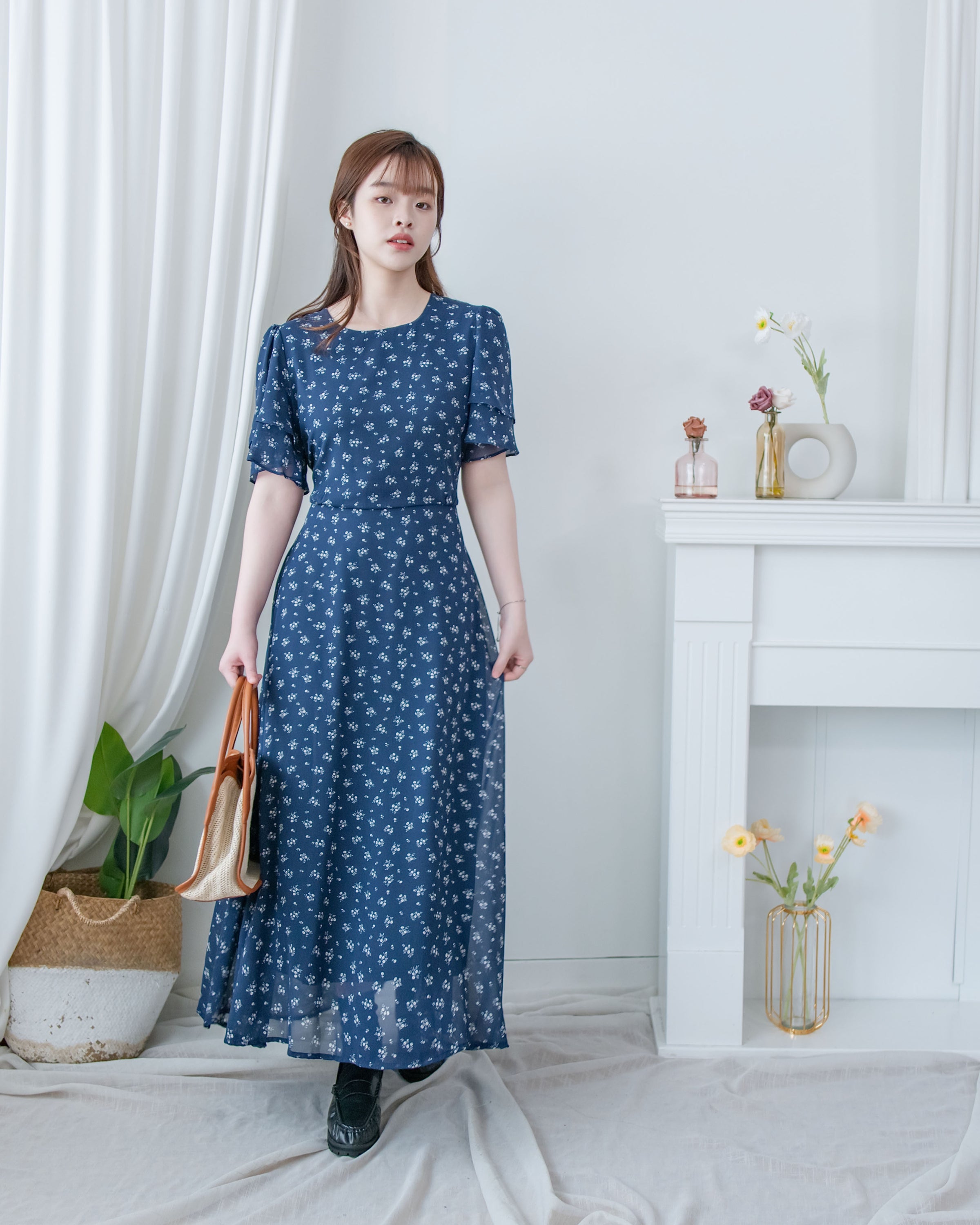 Chiffon Ribbon Dress 荷葉袖雪紡花束絲帶腰帶連身裙/ DS1133 (pre-order ivory/navy)