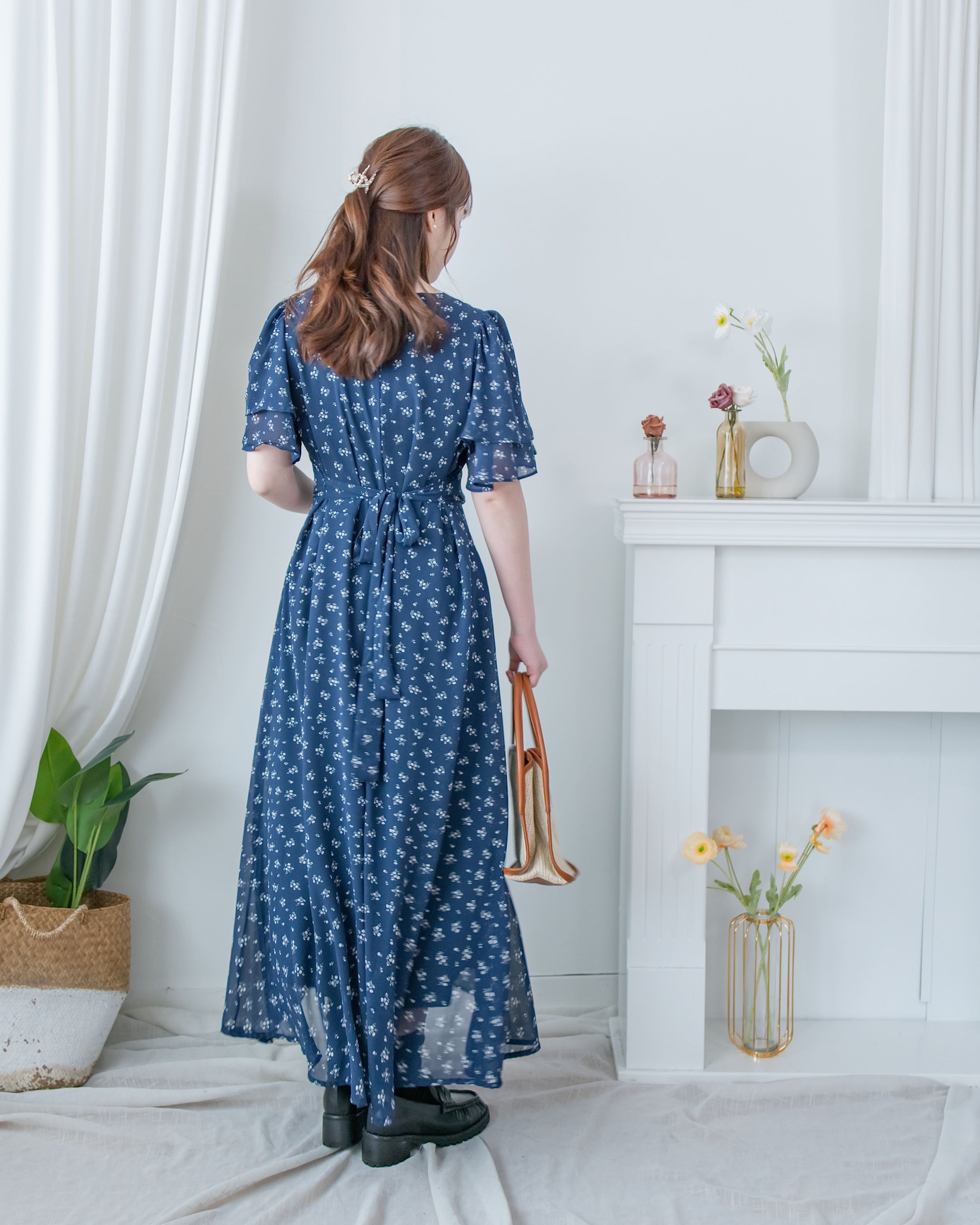 Chiffon Ribbon Dress 荷葉袖雪紡花束絲帶腰帶連身裙/ DS1133 (pre-order ivory/navy)