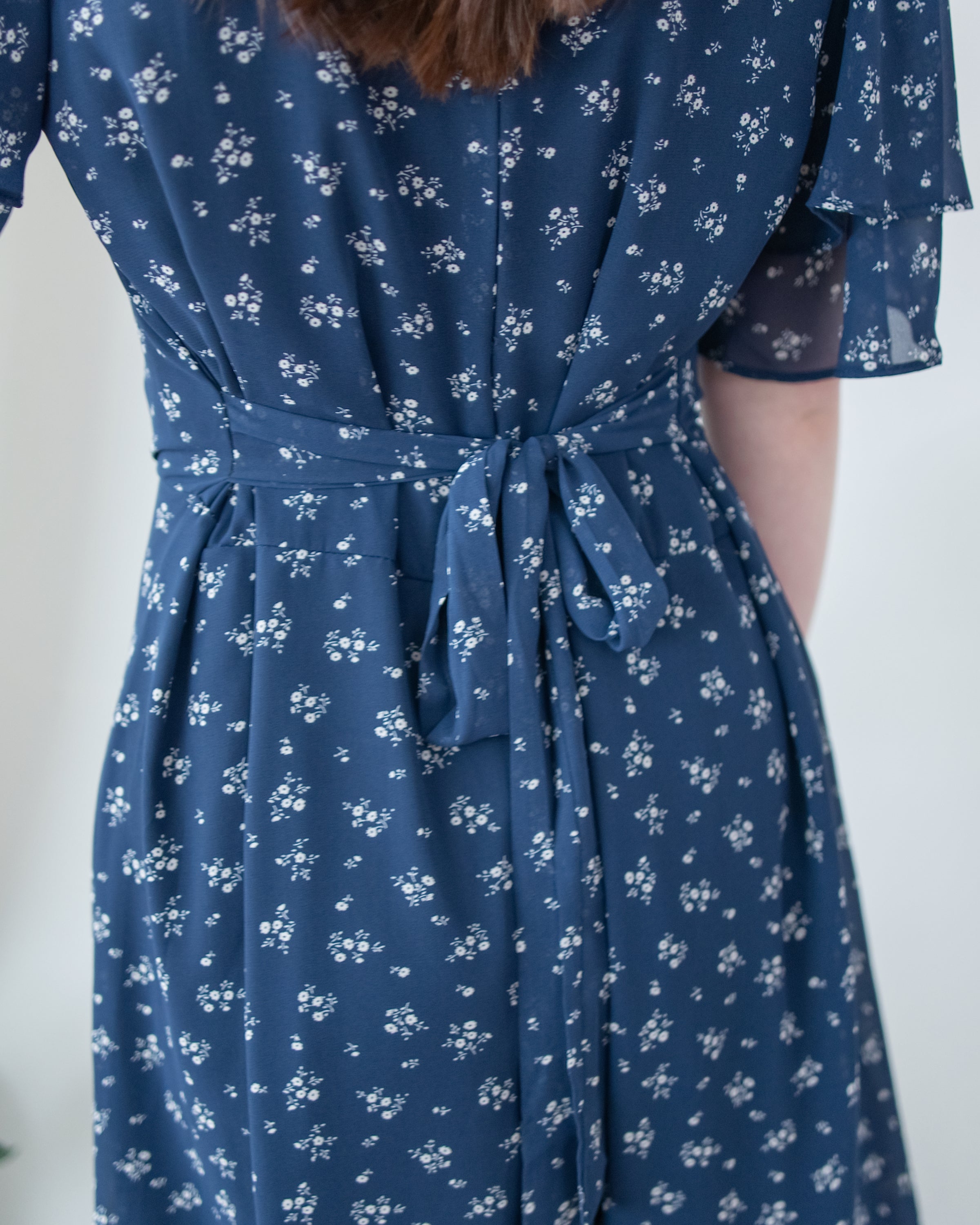Chiffon Ribbon Dress 荷葉袖雪紡花束絲帶腰帶連身裙/ DS1133 (pre-order ivory/navy)
