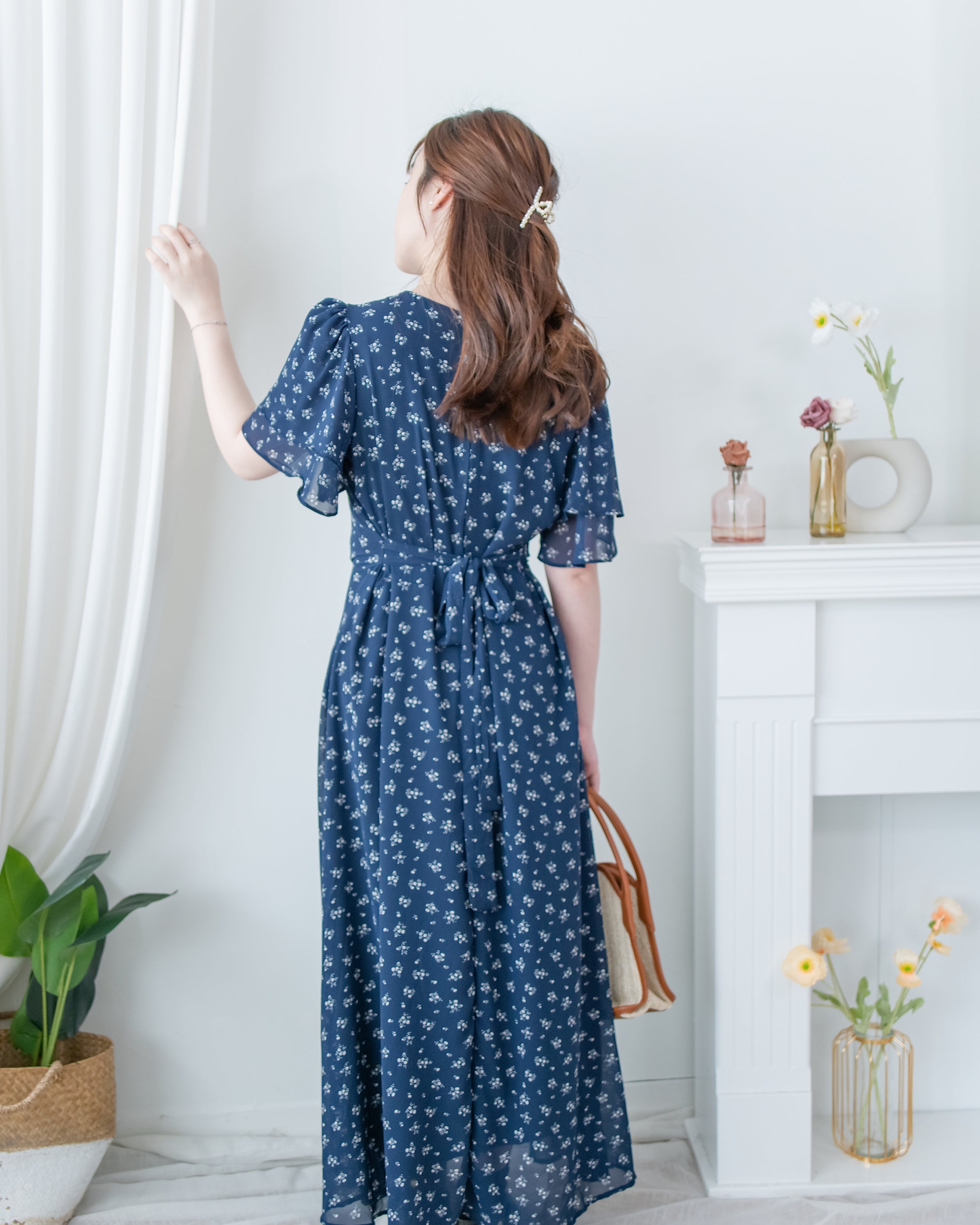 Chiffon Ribbon Dress 荷葉袖雪紡花束絲帶腰帶連身裙/ DS1133 (pre-order ivory/navy)