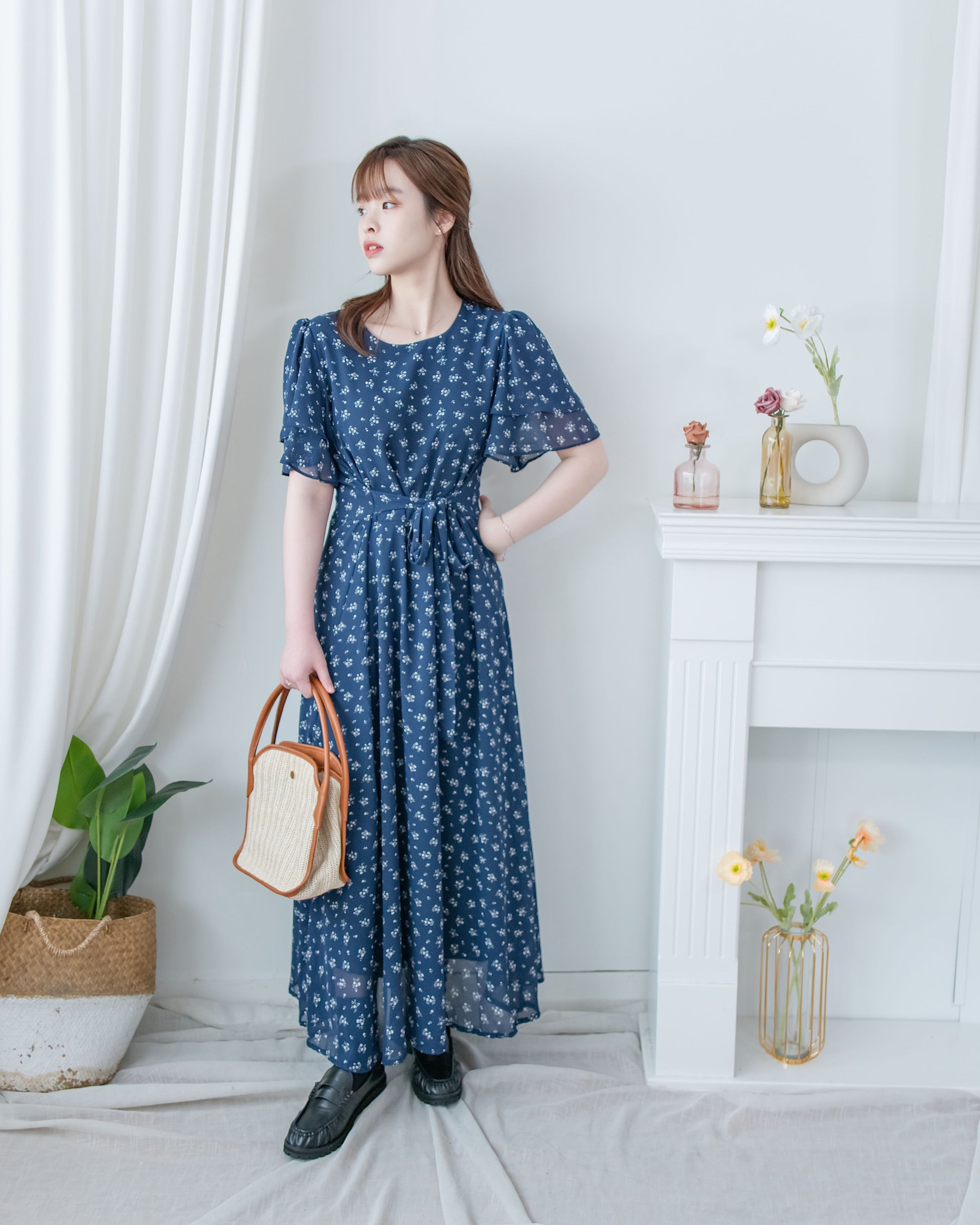 Chiffon Ribbon Dress 荷葉袖雪紡花束絲帶腰帶連身裙/ DS1133 (pre-order ivory/navy)