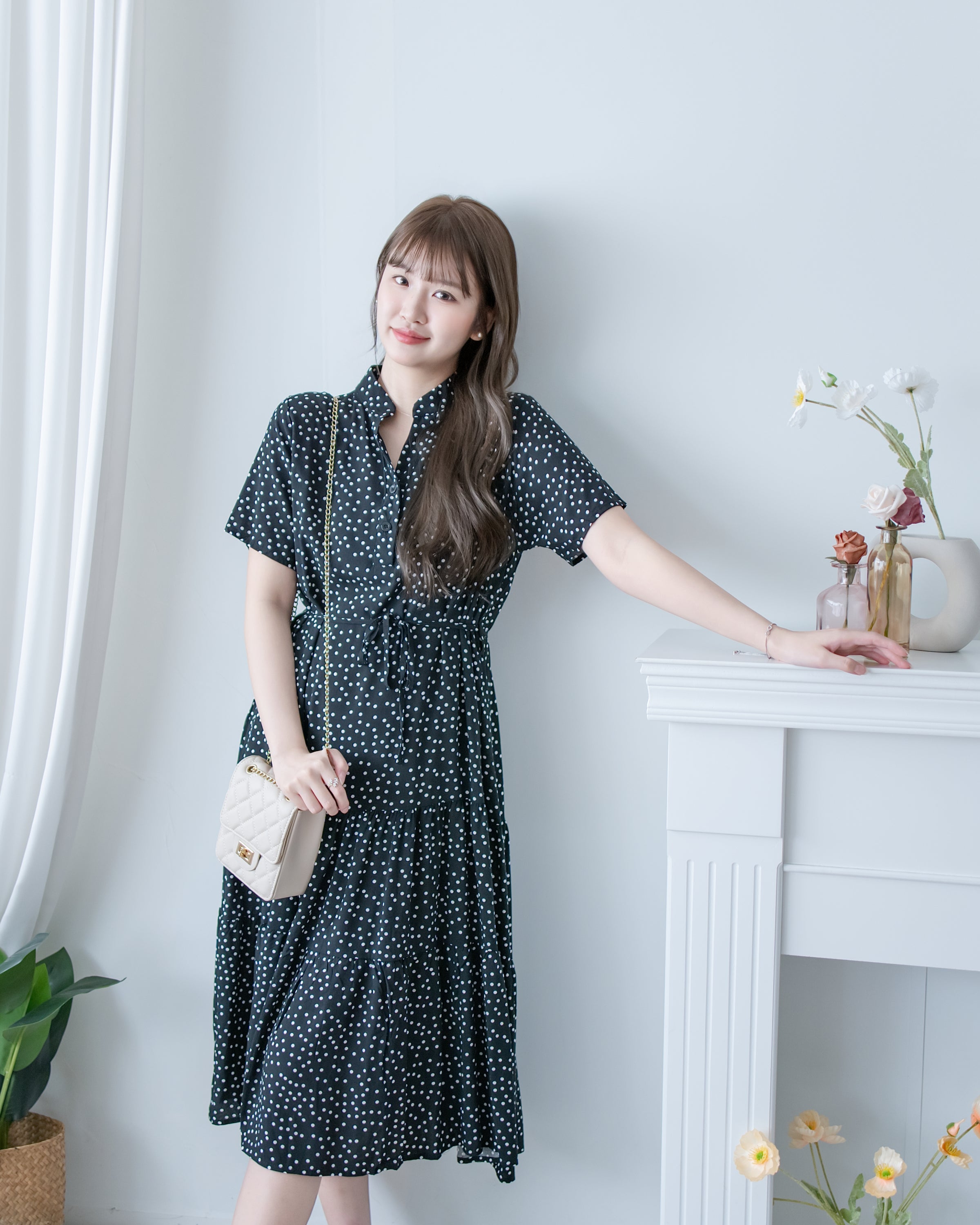 Snow Dot Dress 黑色雪花點點小V領層次修腰連身裙/ DS1135