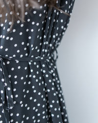 Snow Dot Dress 黑色雪花點點小V領層次修腰連身裙/ DS1135
