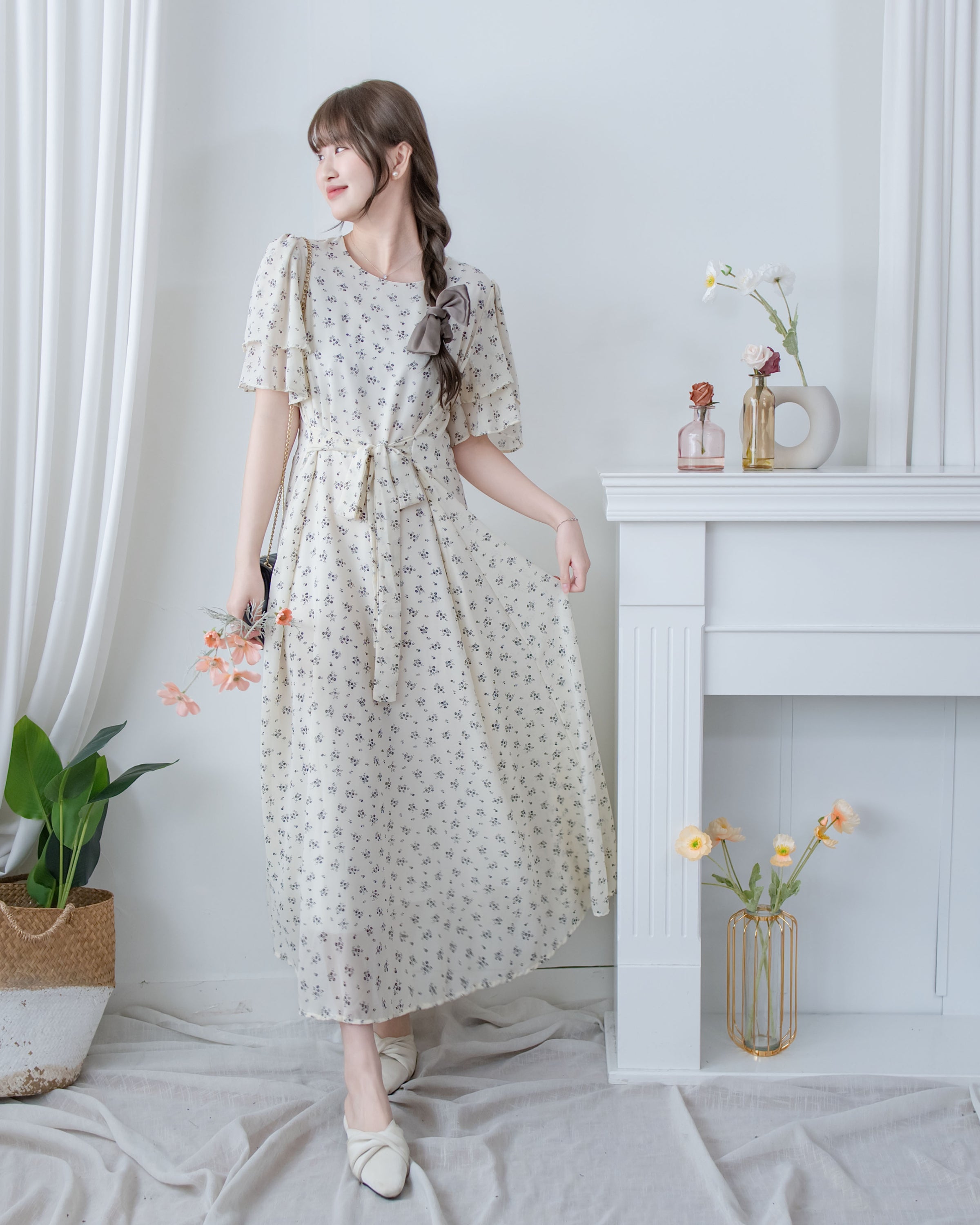 Chiffon Ribbon Dress 荷葉袖雪紡花束絲帶腰帶連身裙/ DS1133 (pre-order ivory/navy)