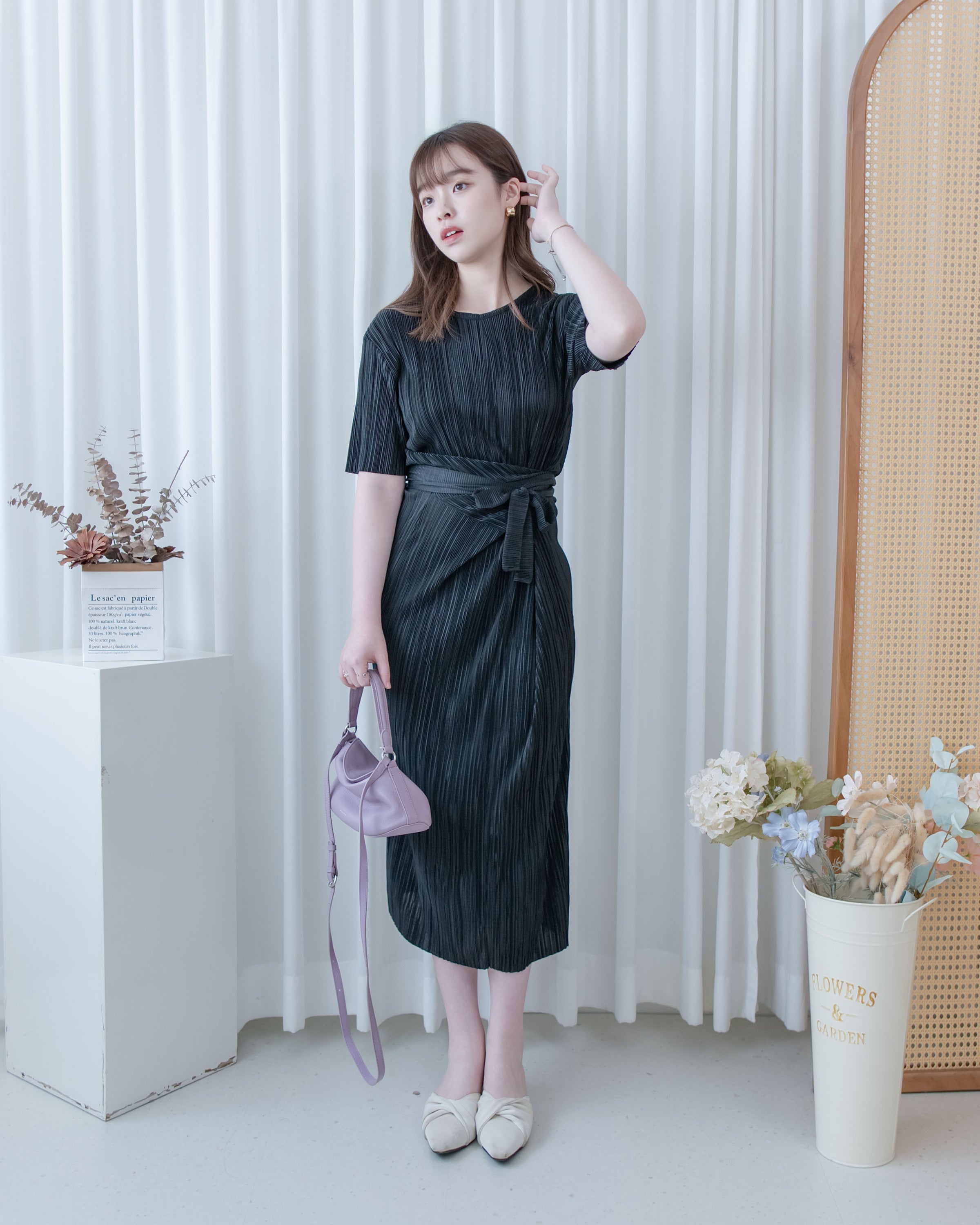 Wrap Dress 微光澤細褶交叉綁帶修身連身裙/ DS1137