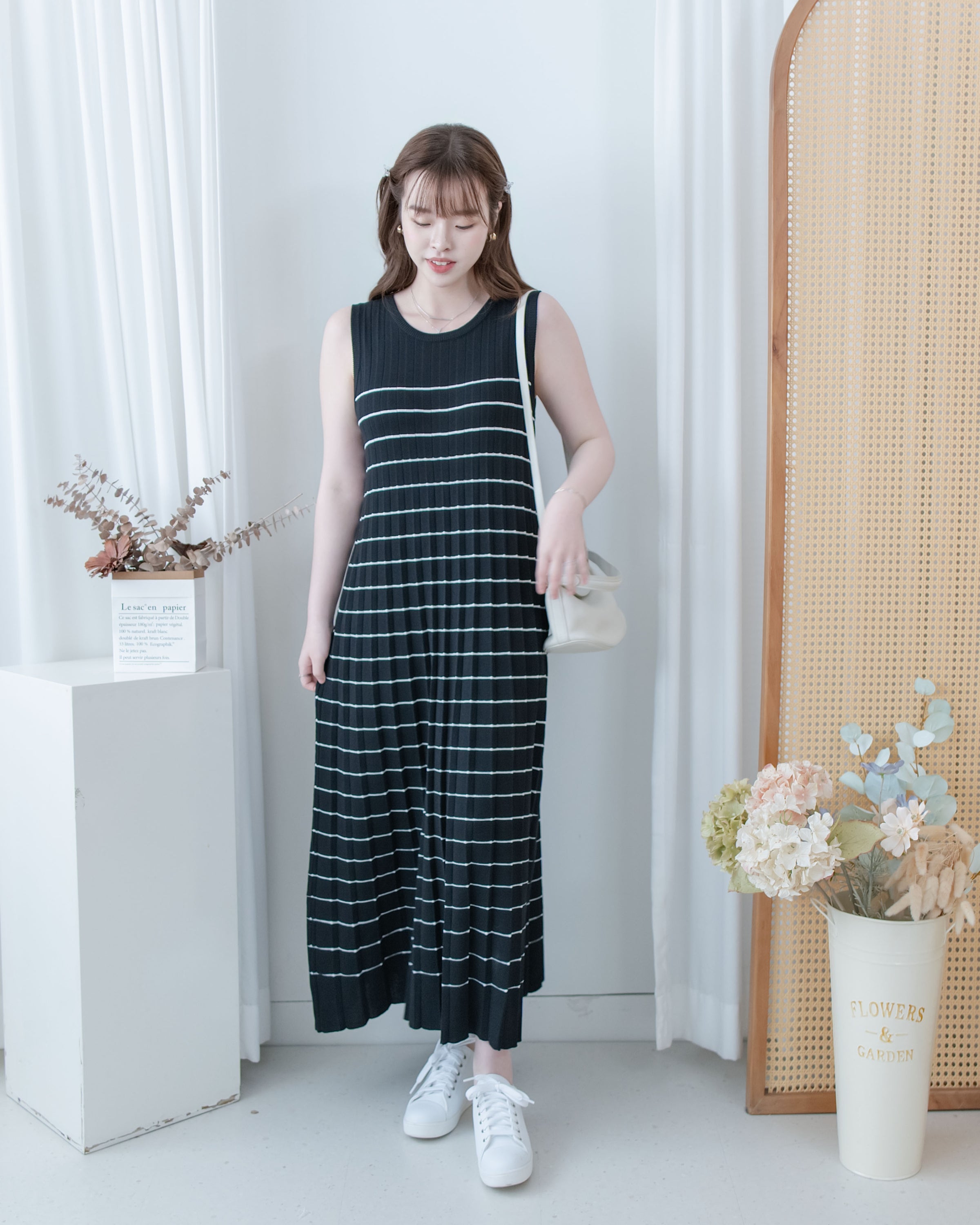 Pleated Striped Dress 條紋百褶細緻針織背心長裙/ DS1130