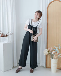 Ribbon Jumpsuit 蝴蝶調節細帶鬆弛感闊腳吊帶褲/ DS1136 (Pre-order LightKhaki)