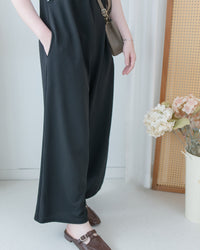 Ribbon Jumpsuit 蝴蝶調節細帶鬆弛感闊腳吊帶褲/ DS1136 (Pre-order LightKhaki)