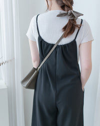 Ribbon Jumpsuit 蝴蝶調節細帶鬆弛感闊腳吊帶褲/ DS1136 (Pre-order LightKhaki)