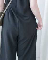 Ribbon Jumpsuit 蝴蝶調節細帶鬆弛感闊腳吊帶褲/ DS1136 (Pre-order LightKhaki)