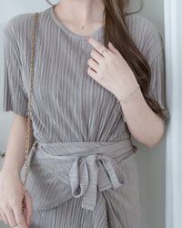 Wrap Dress 微光澤細褶交叉綁帶修身連身裙/ DS1137