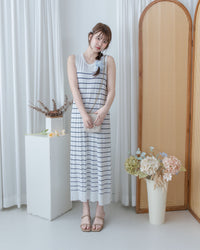 Pleated Striped Dress 條紋百褶細緻針織背心長裙/ DS1130