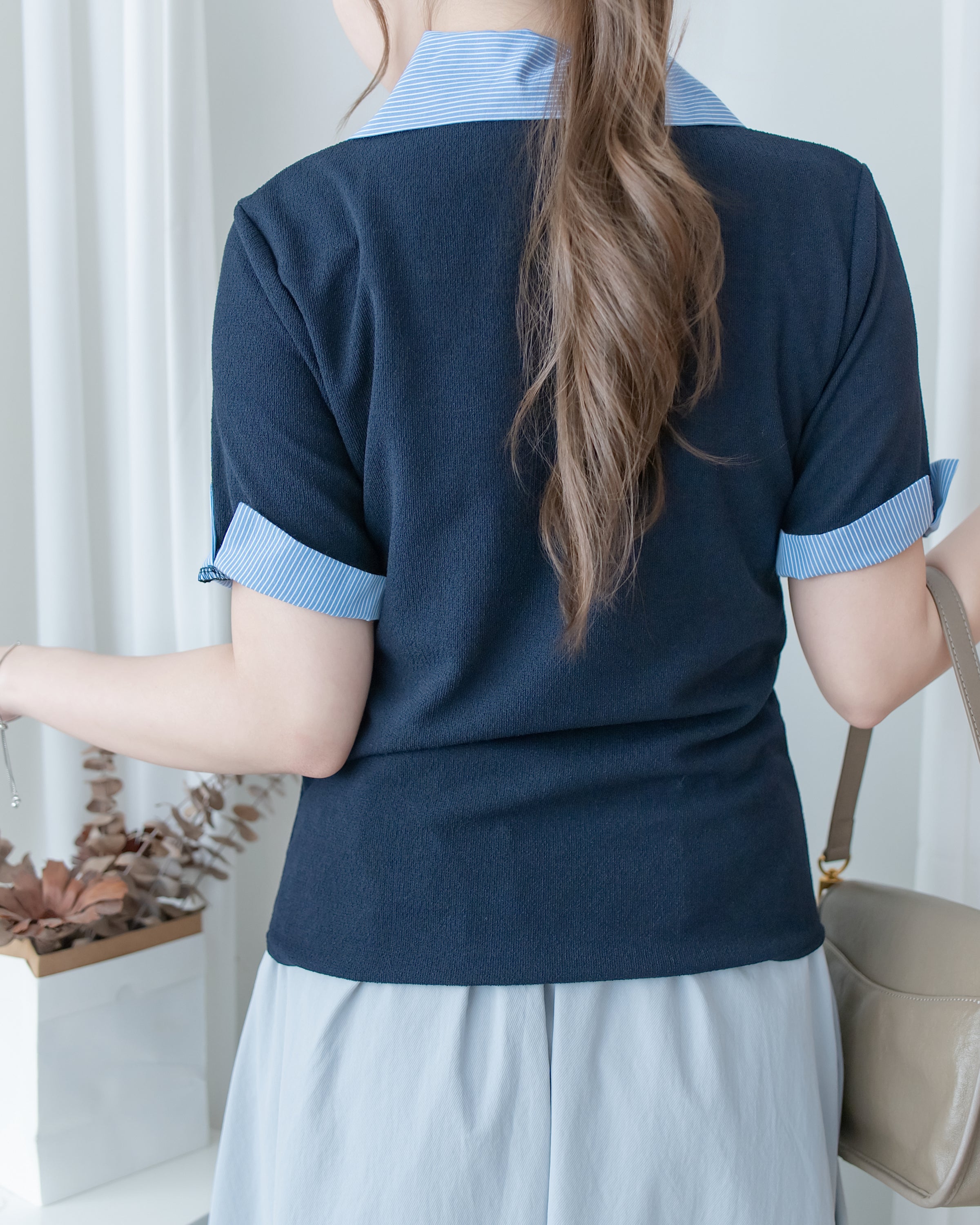 Stripe Collar Top  仿恤衫外穿針織彈性修身上衣/ TP9233