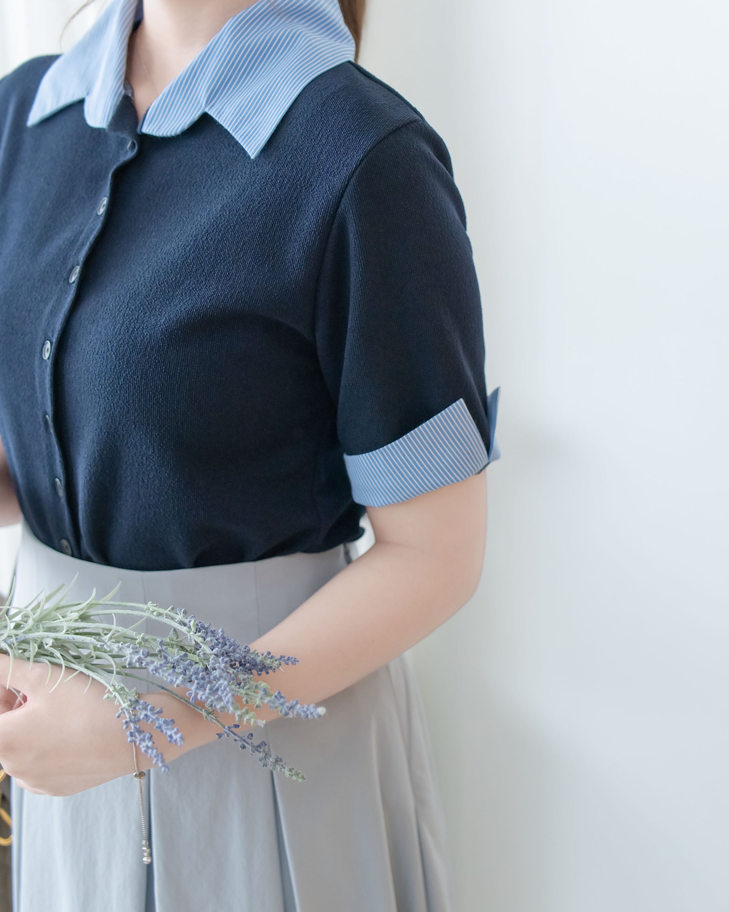 Stripe Collar Top  仿恤衫外穿針織彈性修身上衣/ TP9233