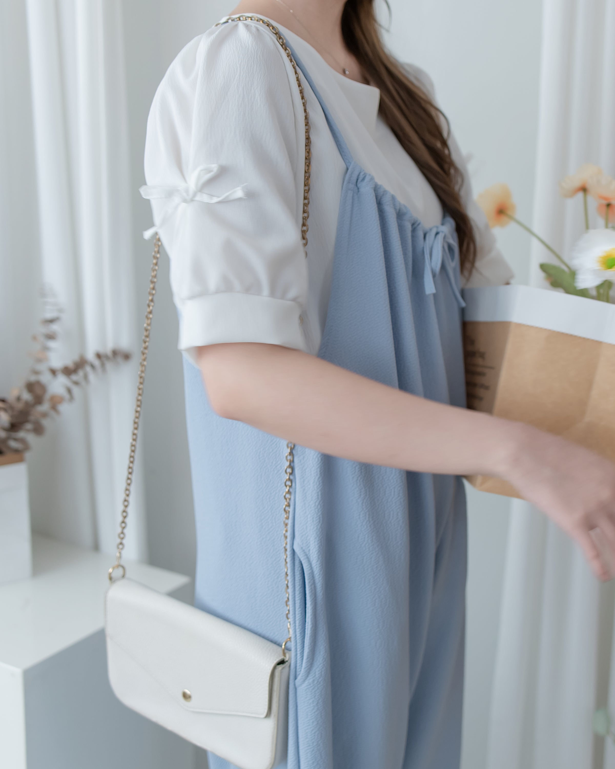 Ribbon Jumpsuit 蝴蝶調節細帶鬆弛感闊腳吊帶褲/ DS1136 (Pre-order LightKhaki)