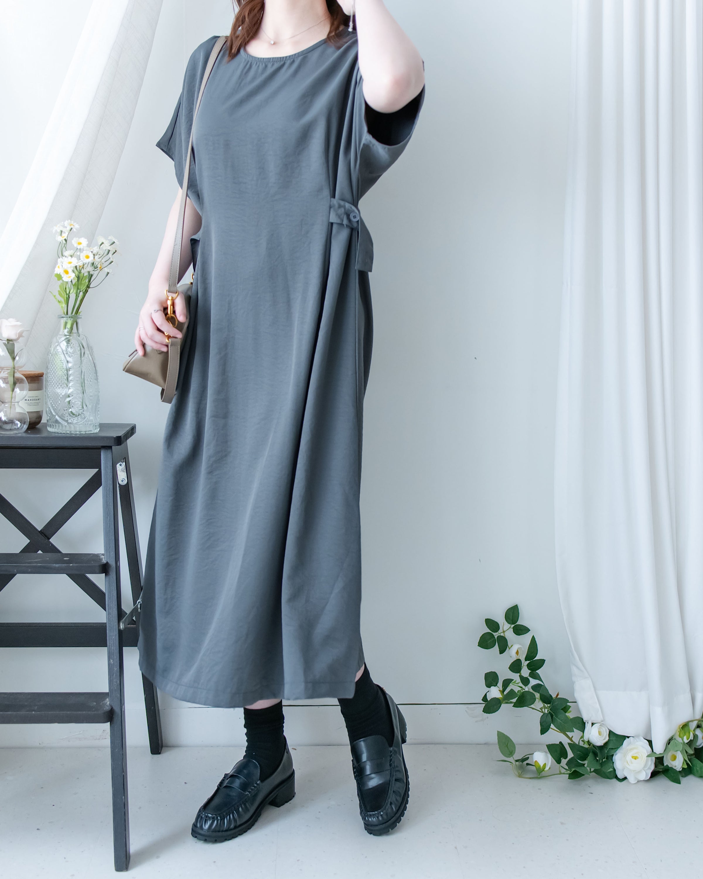 Bonnie Dress 側鈕扣修腰後開叉連身裙/ DS1143