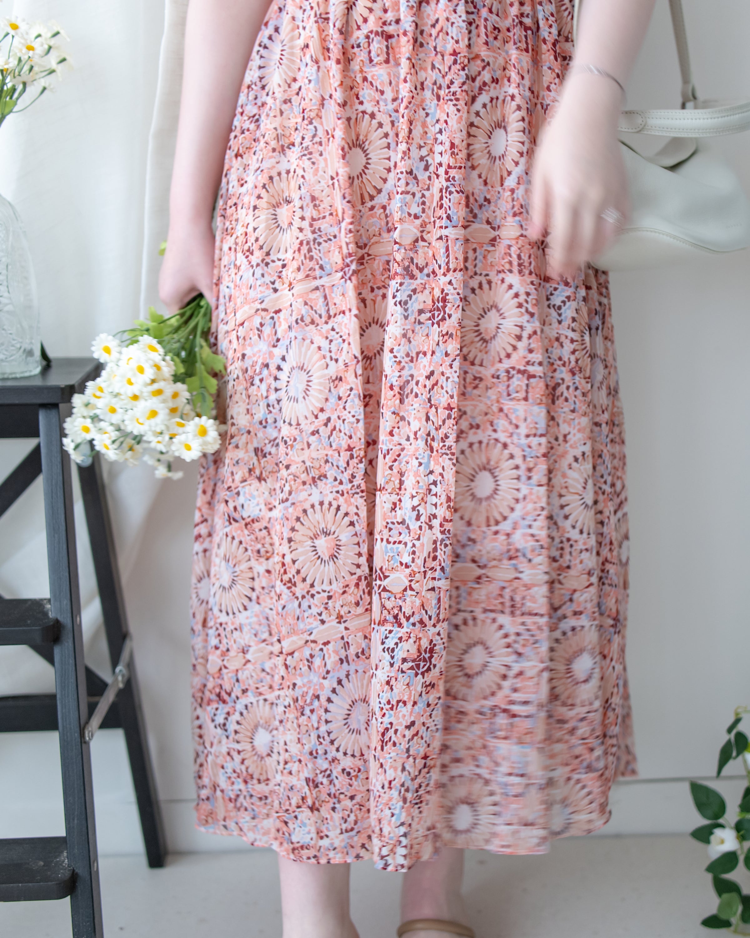 Patterned Crop Set 藝術印花短版花邊腰間套裝/ SE8115 （pre-order)