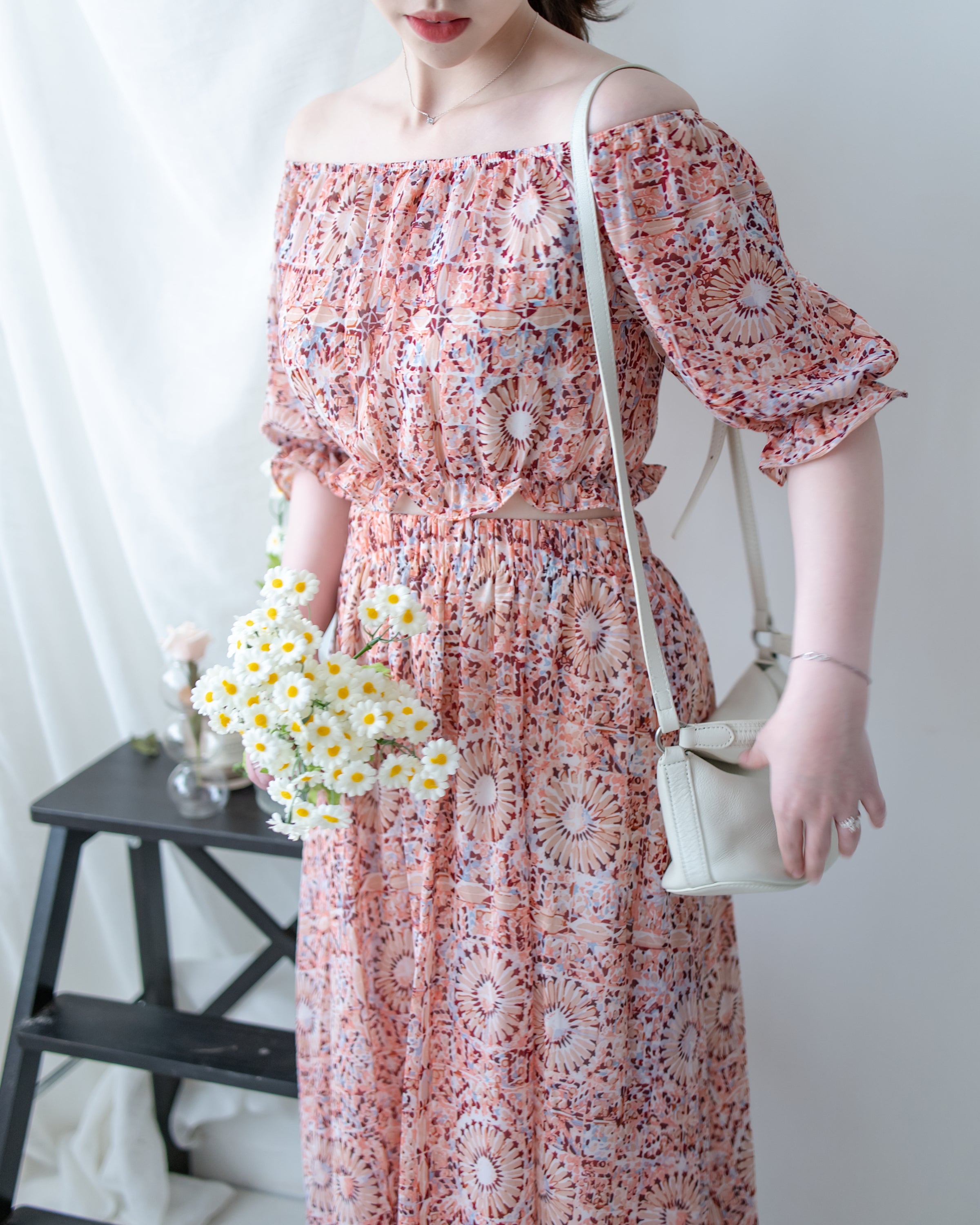 Patterned Crop Set 藝術印花短版花邊腰間套裝/ SE8115 （pre-order)