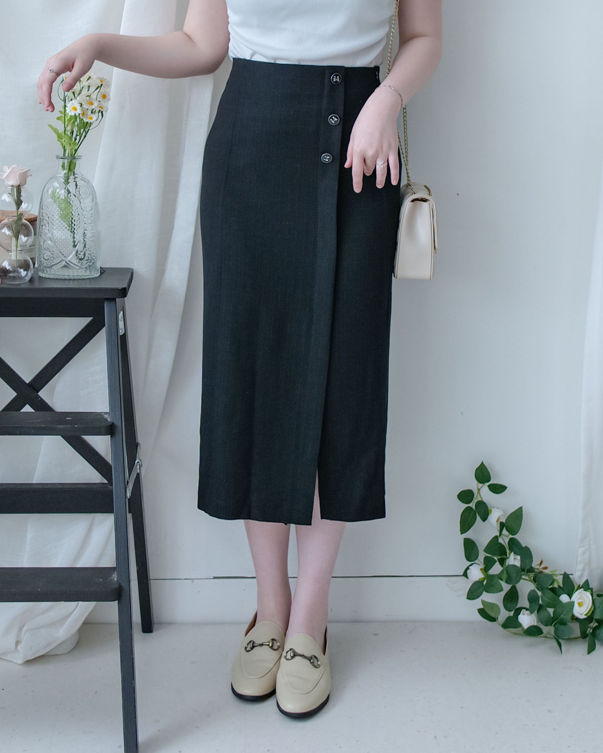 Coco Skirt 微閃十字紋前開叉知性半裙/ SK8945 (pre-order white)