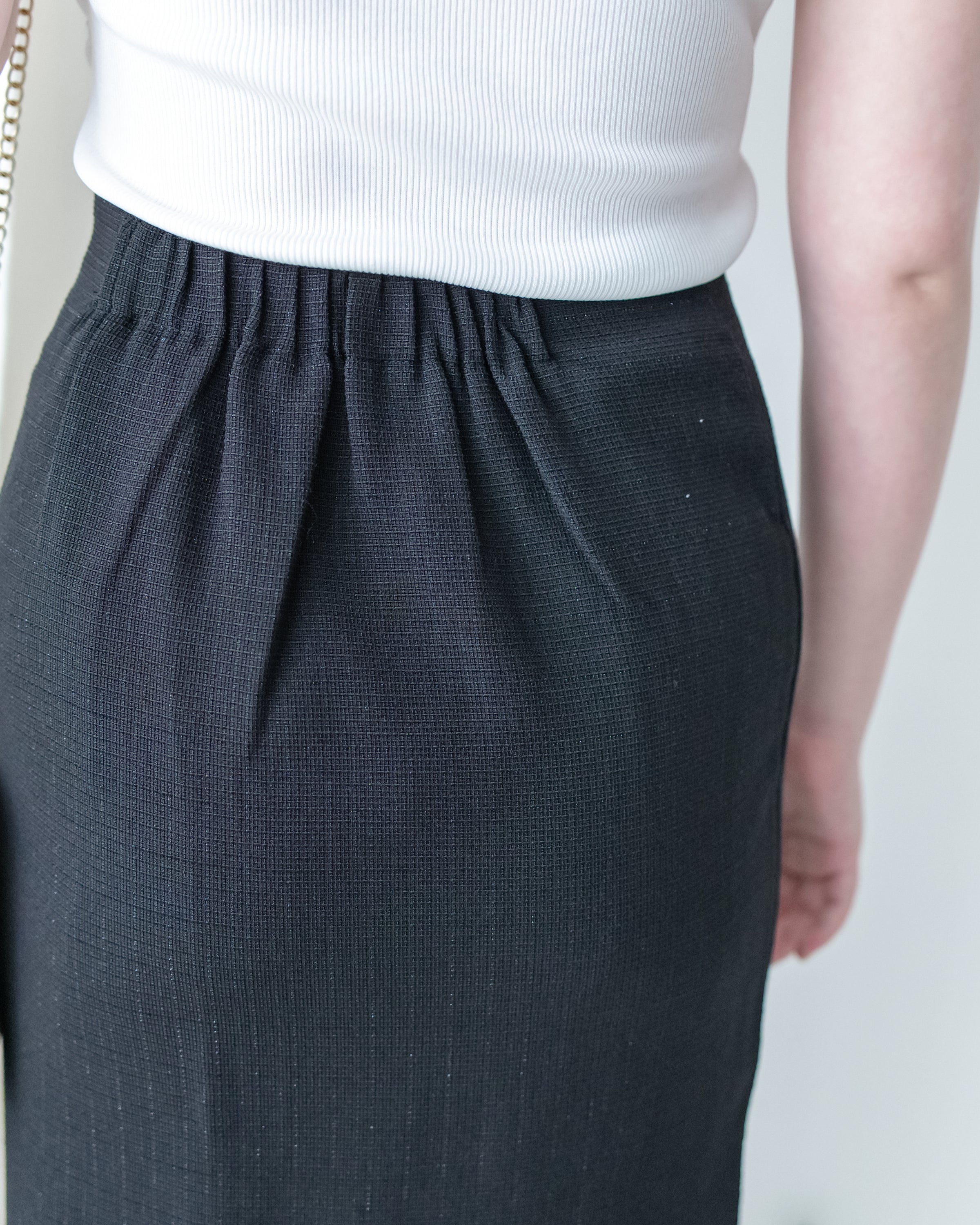 Coco Skirt 微閃十字紋前開叉知性半裙/ SK8945 (pre-order white)