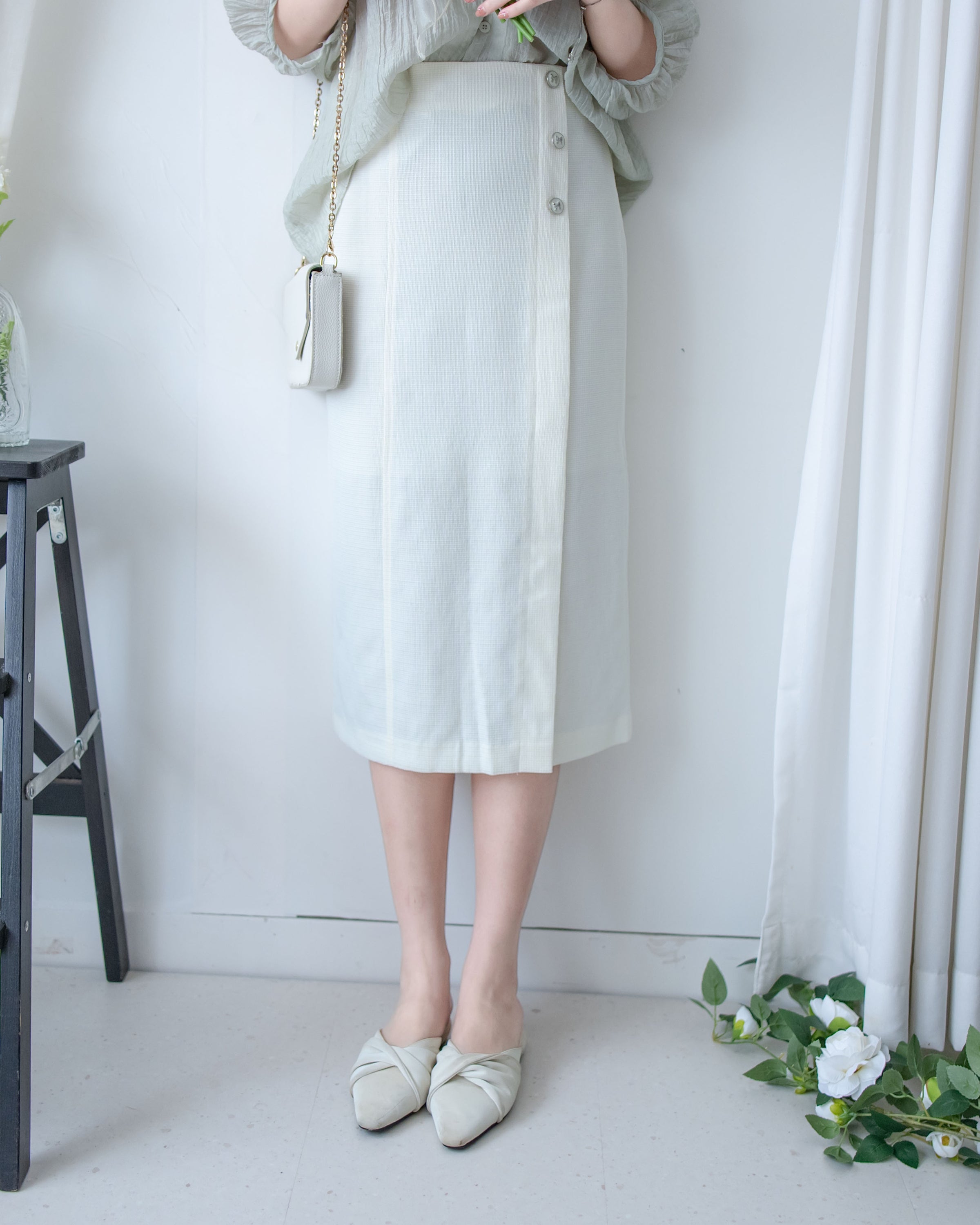 Coco Skirt 微閃十字紋前開叉知性半裙/ SK8945 (pre-order white)