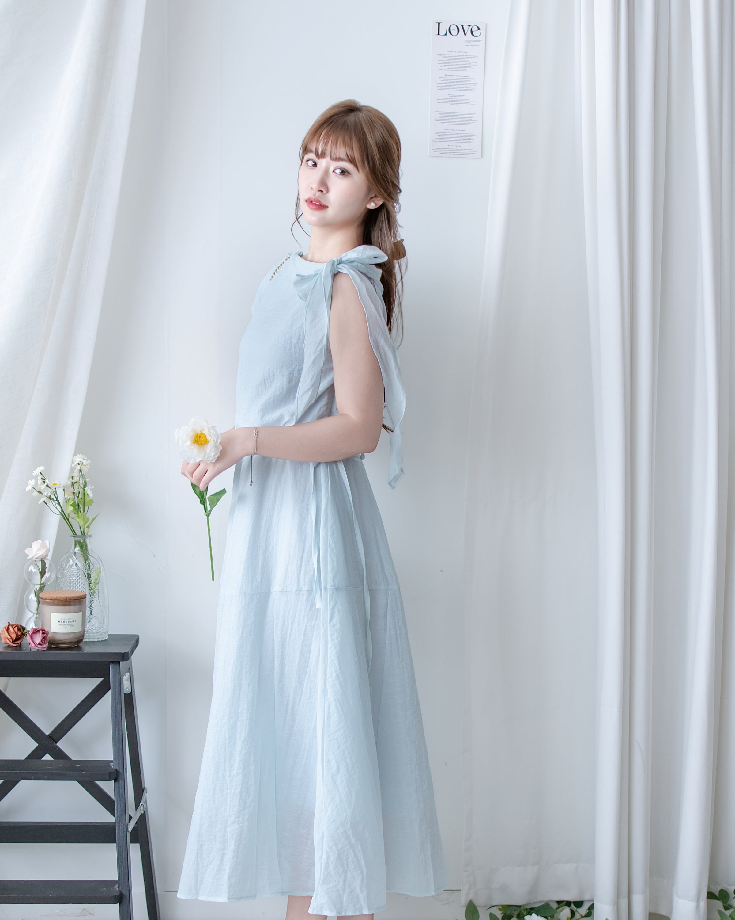 Ribbon Scarf Dress 垂墜絲帶船領輕盈浪漫連身裙/ DS1150