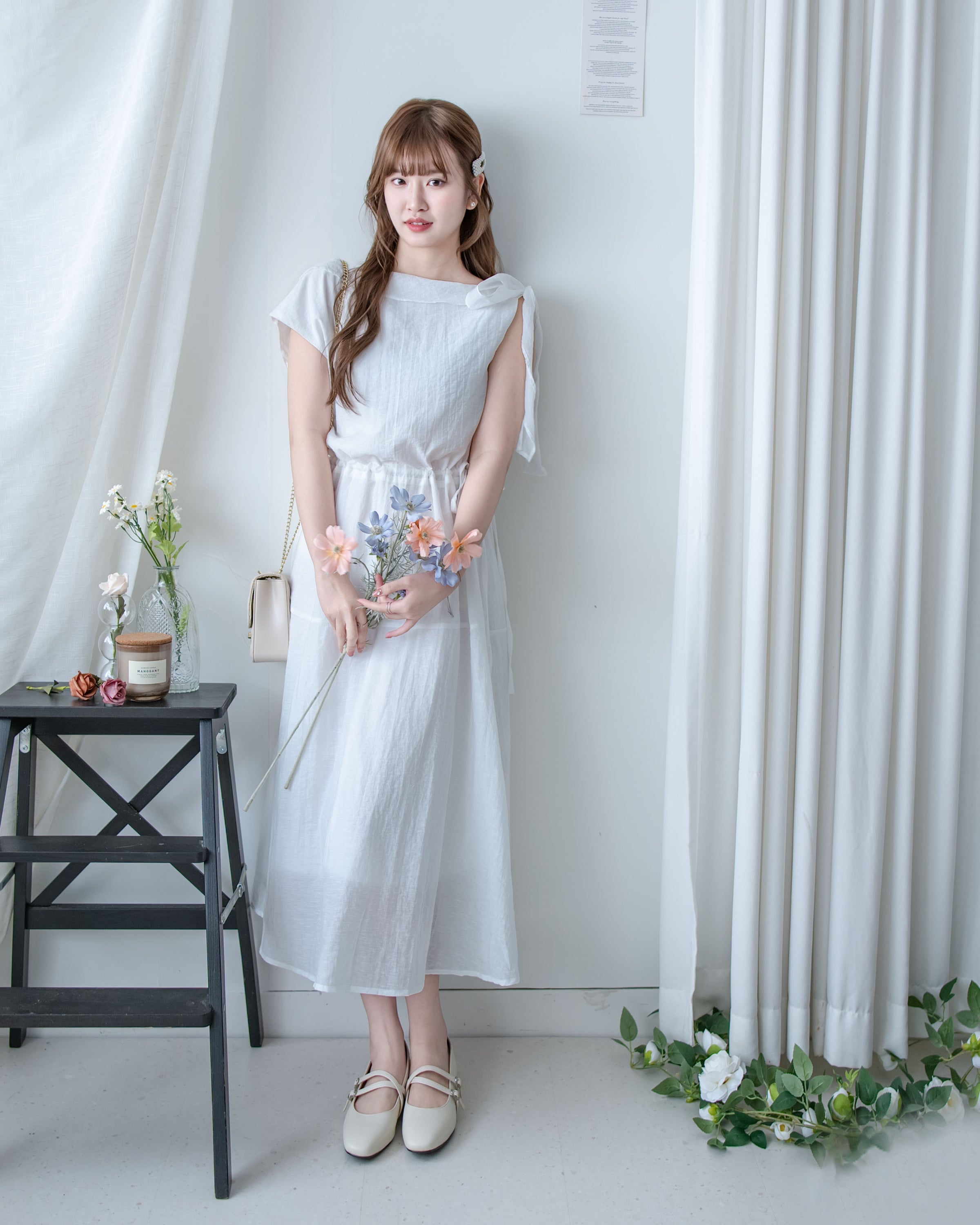Ribbon Scarf Dress 垂墜絲帶船領輕盈浪漫連身裙/ DS1150