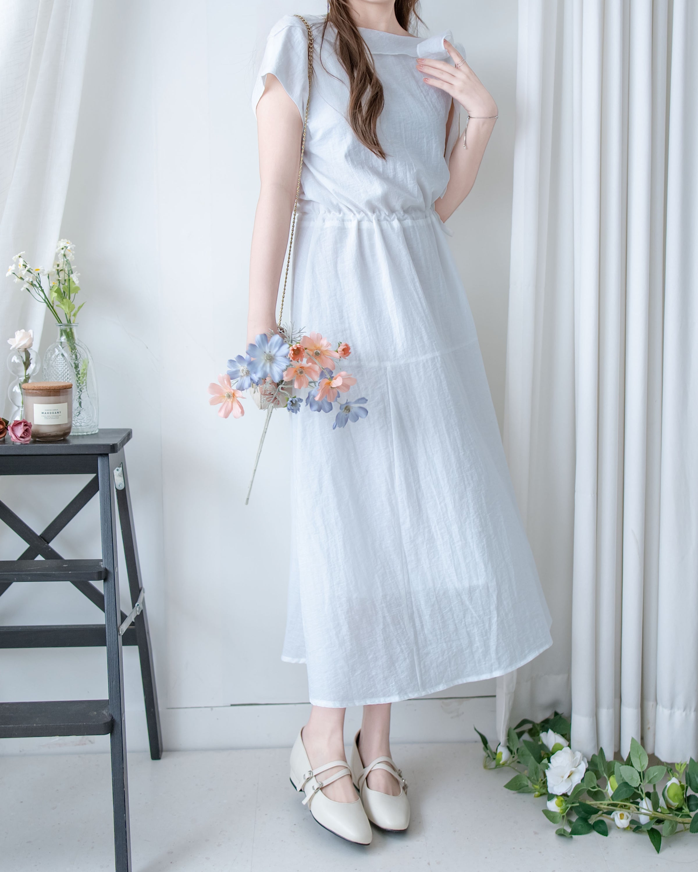Ribbon Scarf Dress 垂墜絲帶船領輕盈浪漫連身裙/ DS1150