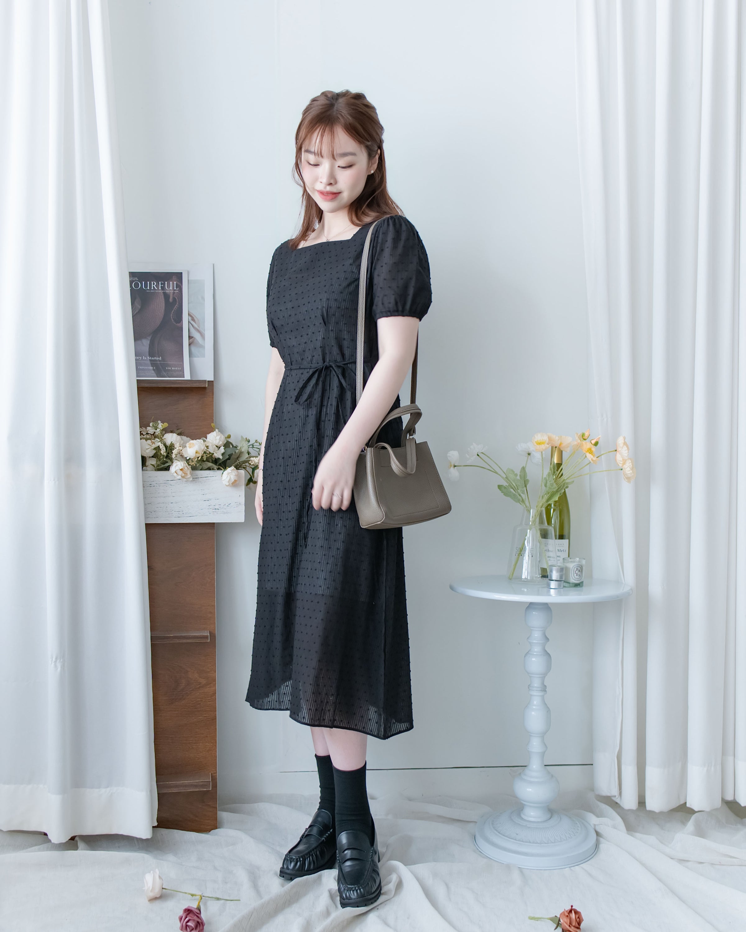 （附送打底裙）Dot Dress 暗條紋棉質方領點紋顯瘦腰線連身裙/ DS1146